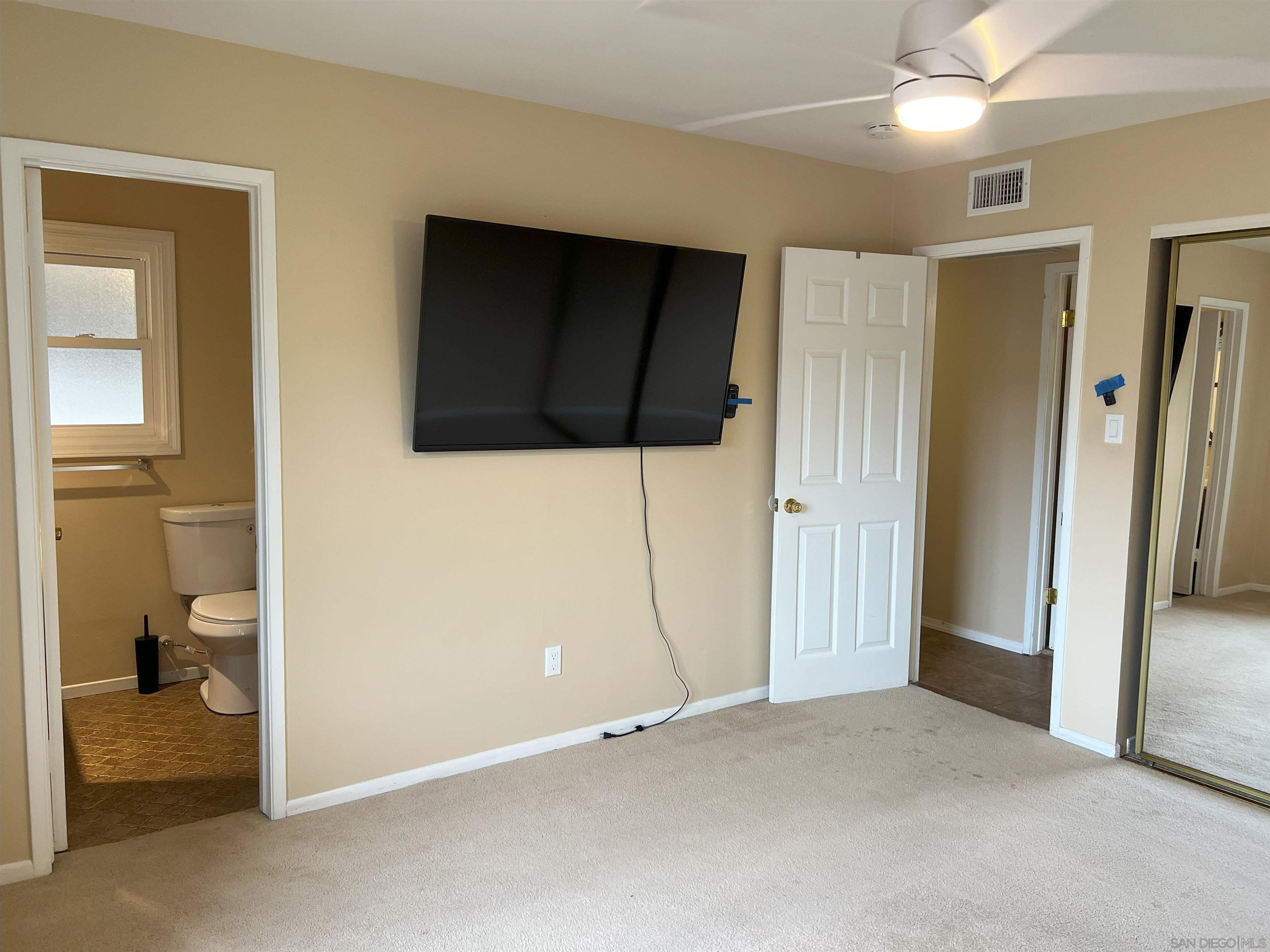 Detail Gallery Image 19 of 55 For 4054  Mount Barnard Ave, San Diego,  CA 92111 - 5 Beds | 3 Baths