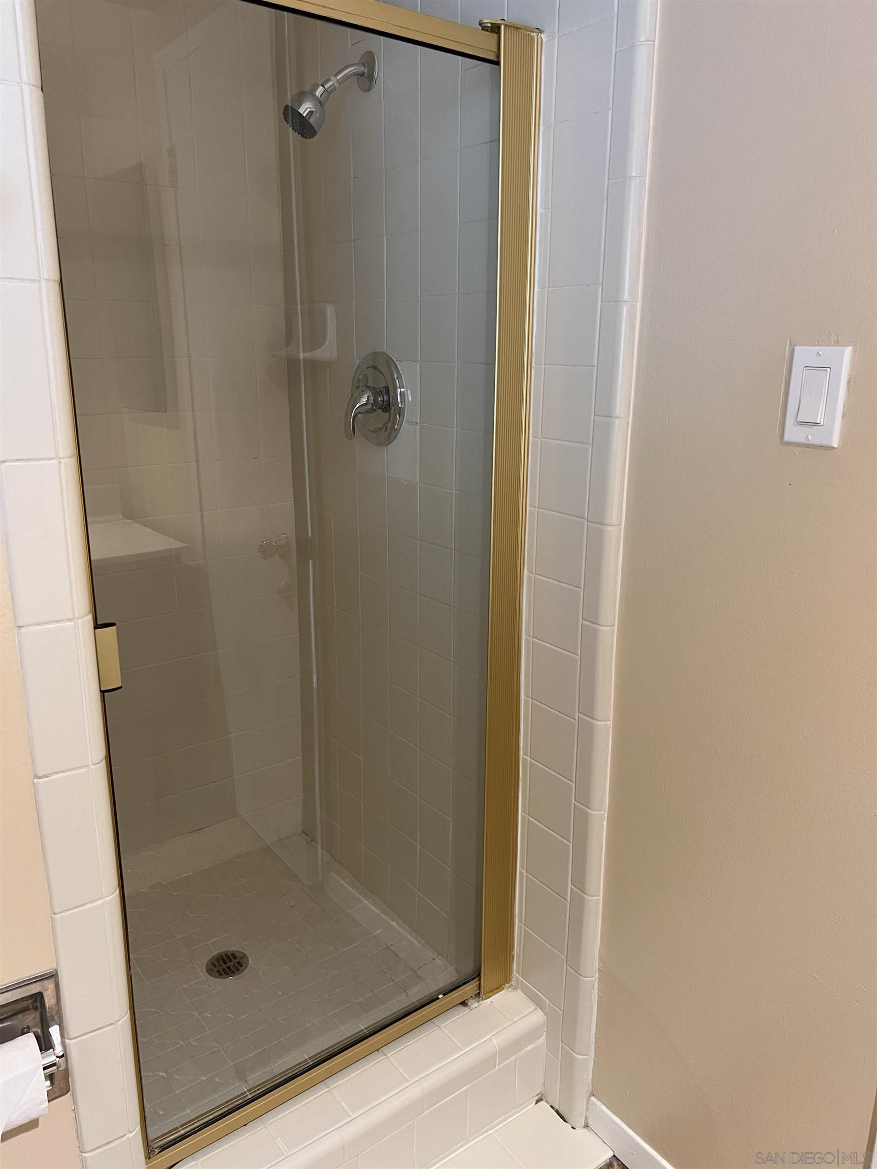 Detail Gallery Image 34 of 55 For 4054  Mount Barnard Ave, San Diego,  CA 92111 - 5 Beds | 3 Baths