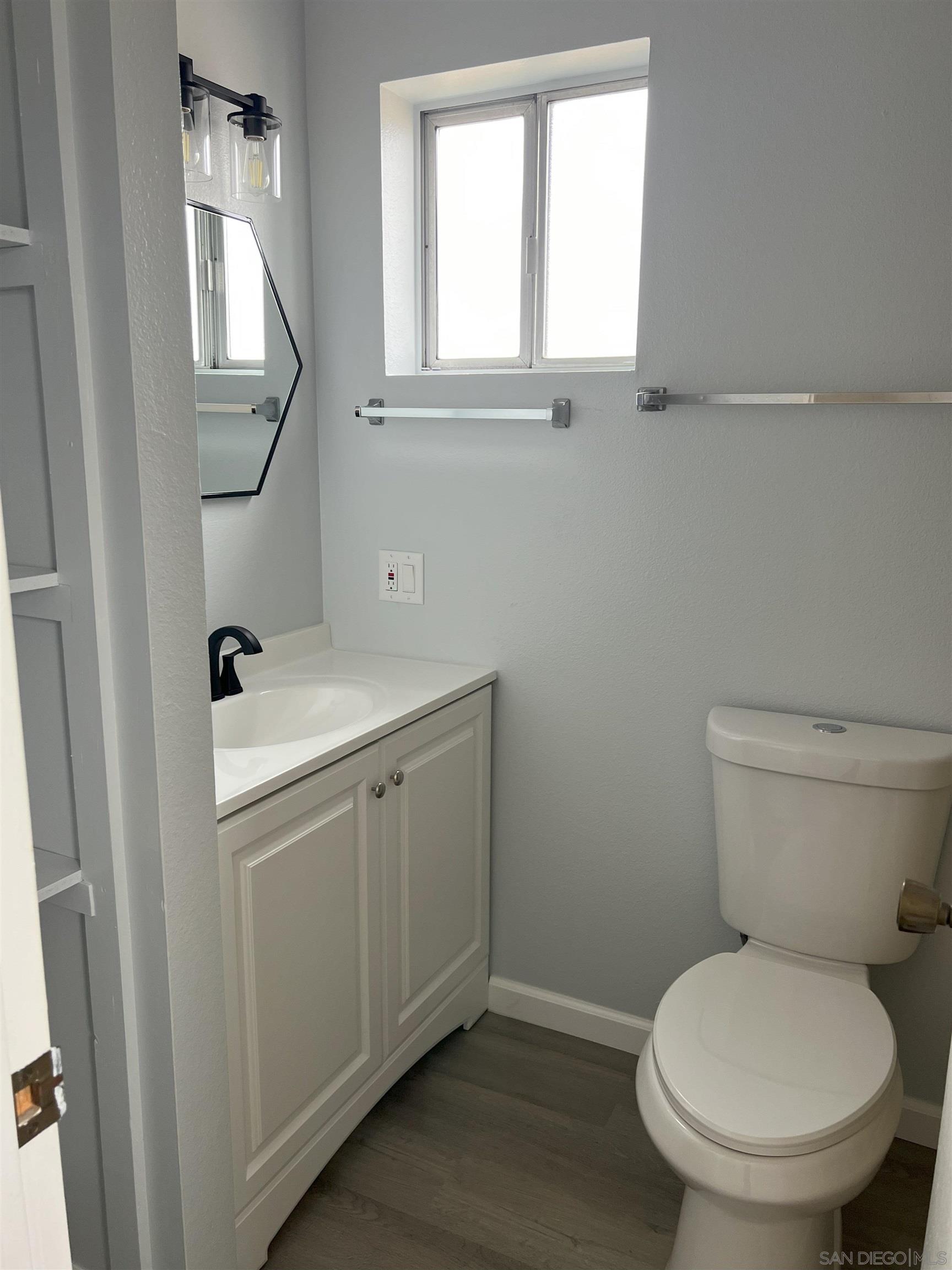 Detail Gallery Image 46 of 55 For 4054  Mount Barnard Ave, San Diego,  CA 92111 - 5 Beds | 3 Baths