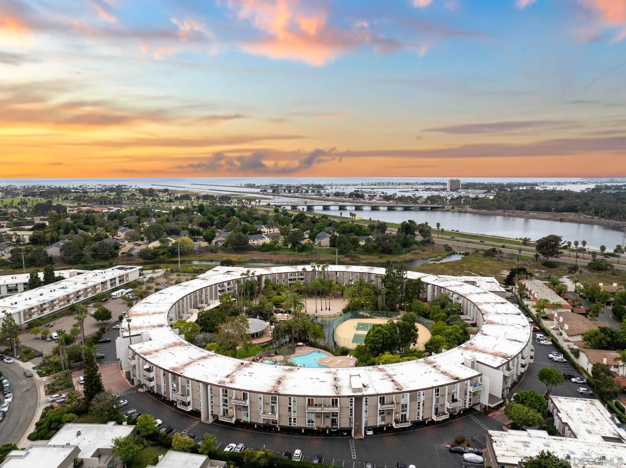 Front Image Thumbnail for SD250045465