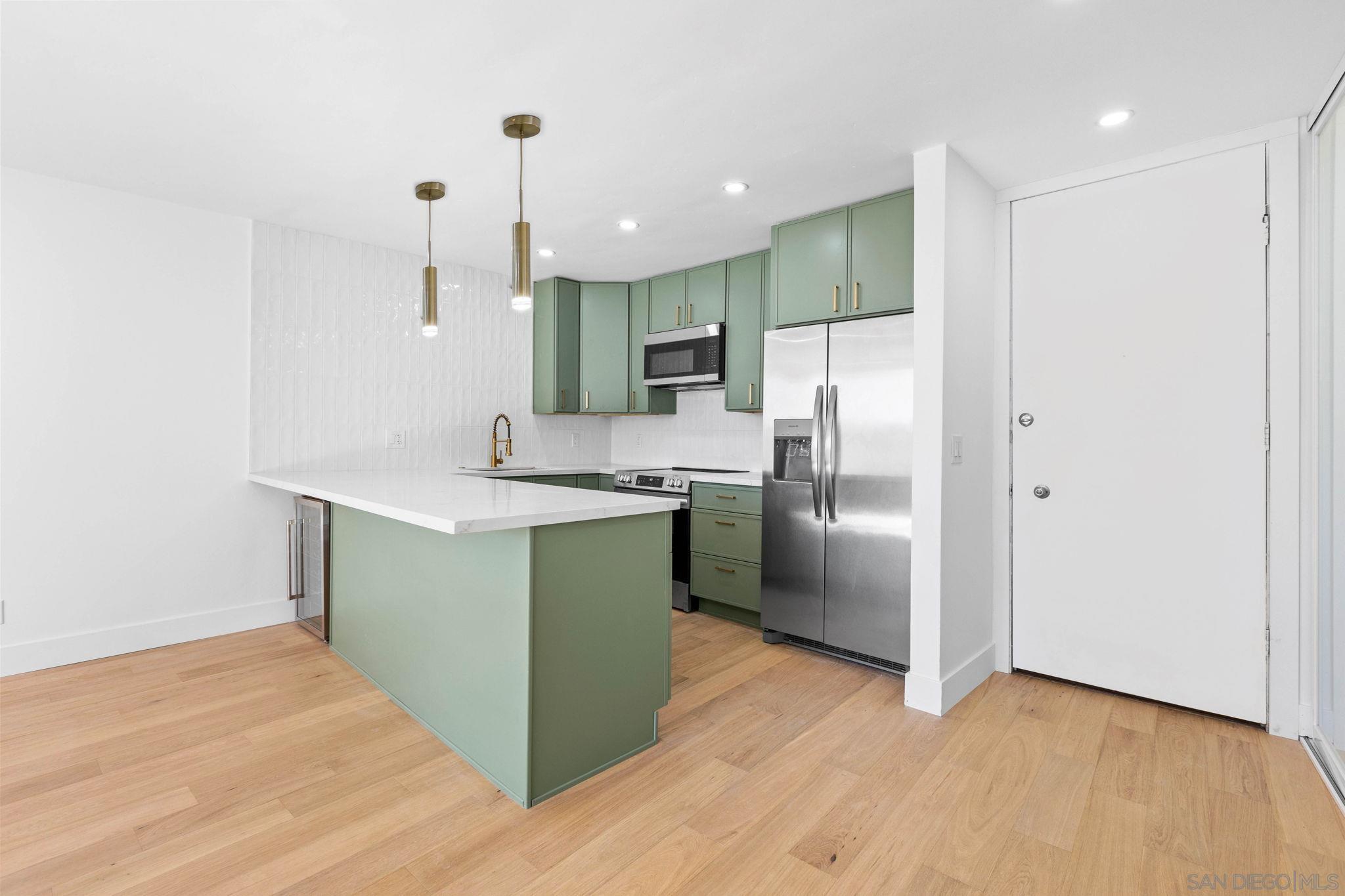 Detail Gallery Image 4 of 35 For 3050  Rue Dorleans  #308,  San Diego,  CA 92110 - 1 Beds | 1 Baths