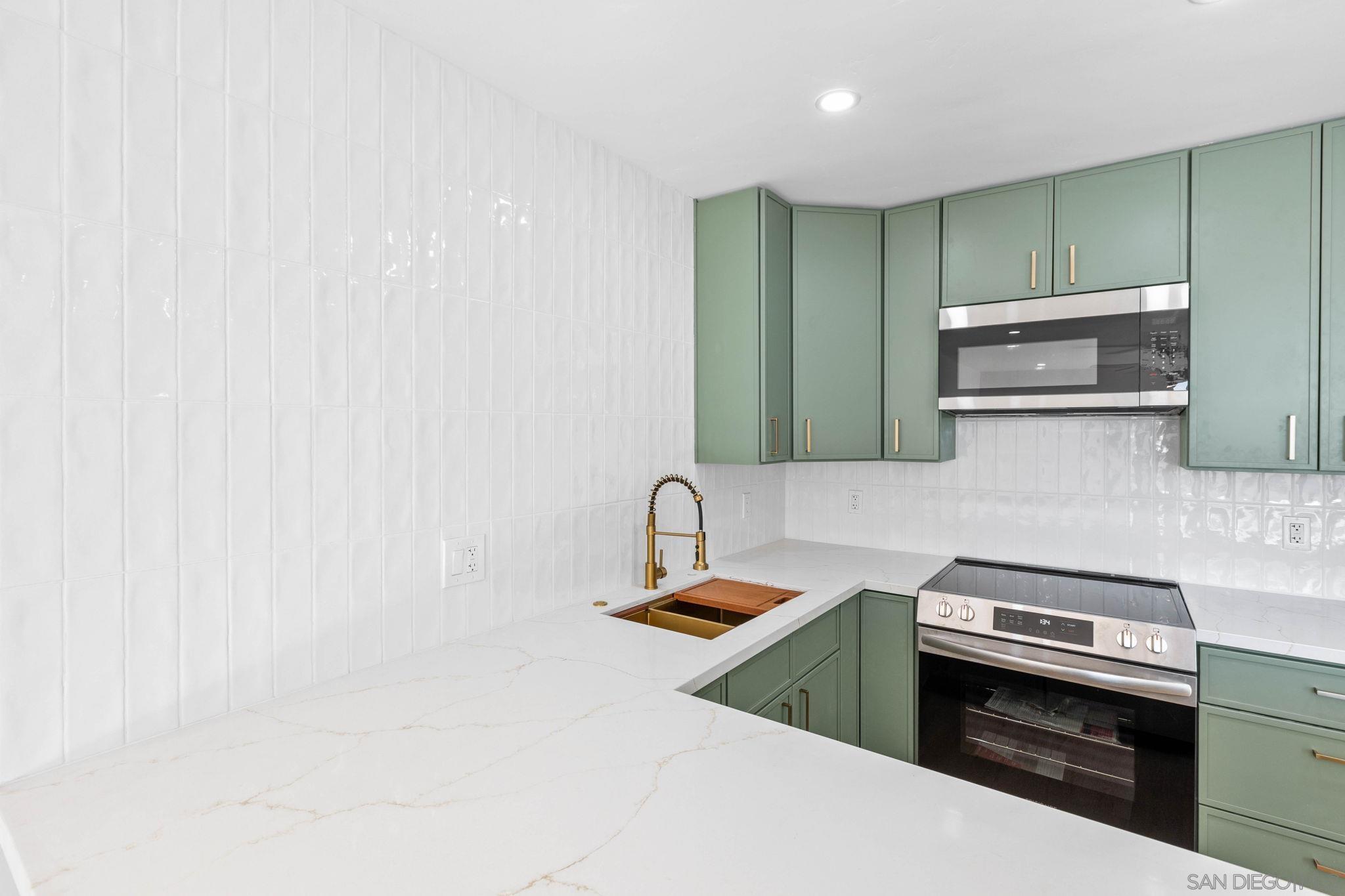 Detail Gallery Image 8 of 35 For 3050  Rue Dorleans  #308,  San Diego,  CA 92110 - 1 Beds | 1 Baths