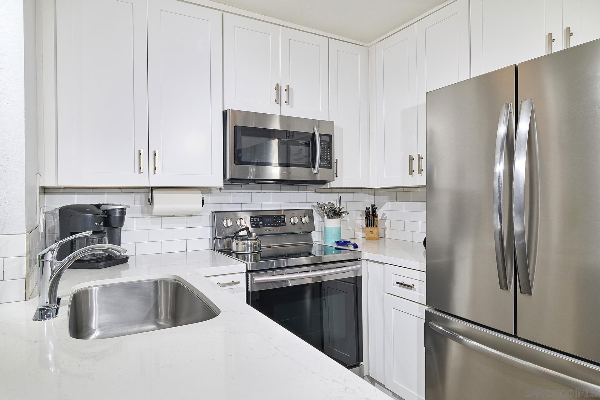 Detail Gallery Image 17 of 36 For 999 N Pacific St  #F204,  Oceanside,  CA 92054 - 1 Beds | 1 Baths