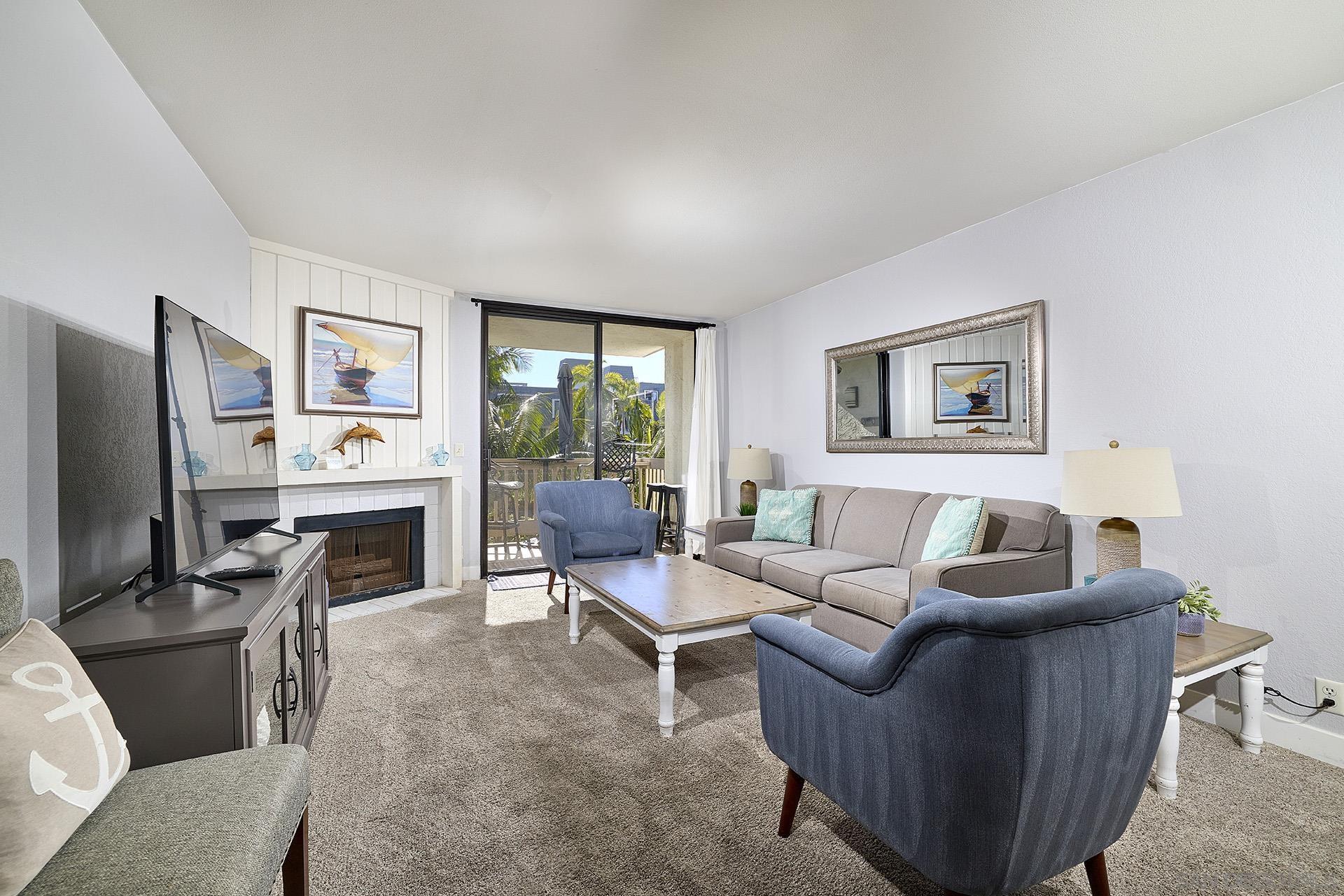 Detail Gallery Image 6 of 36 For 999 N Pacific St  #F204,  Oceanside,  CA 92054 - 1 Beds | 1 Baths