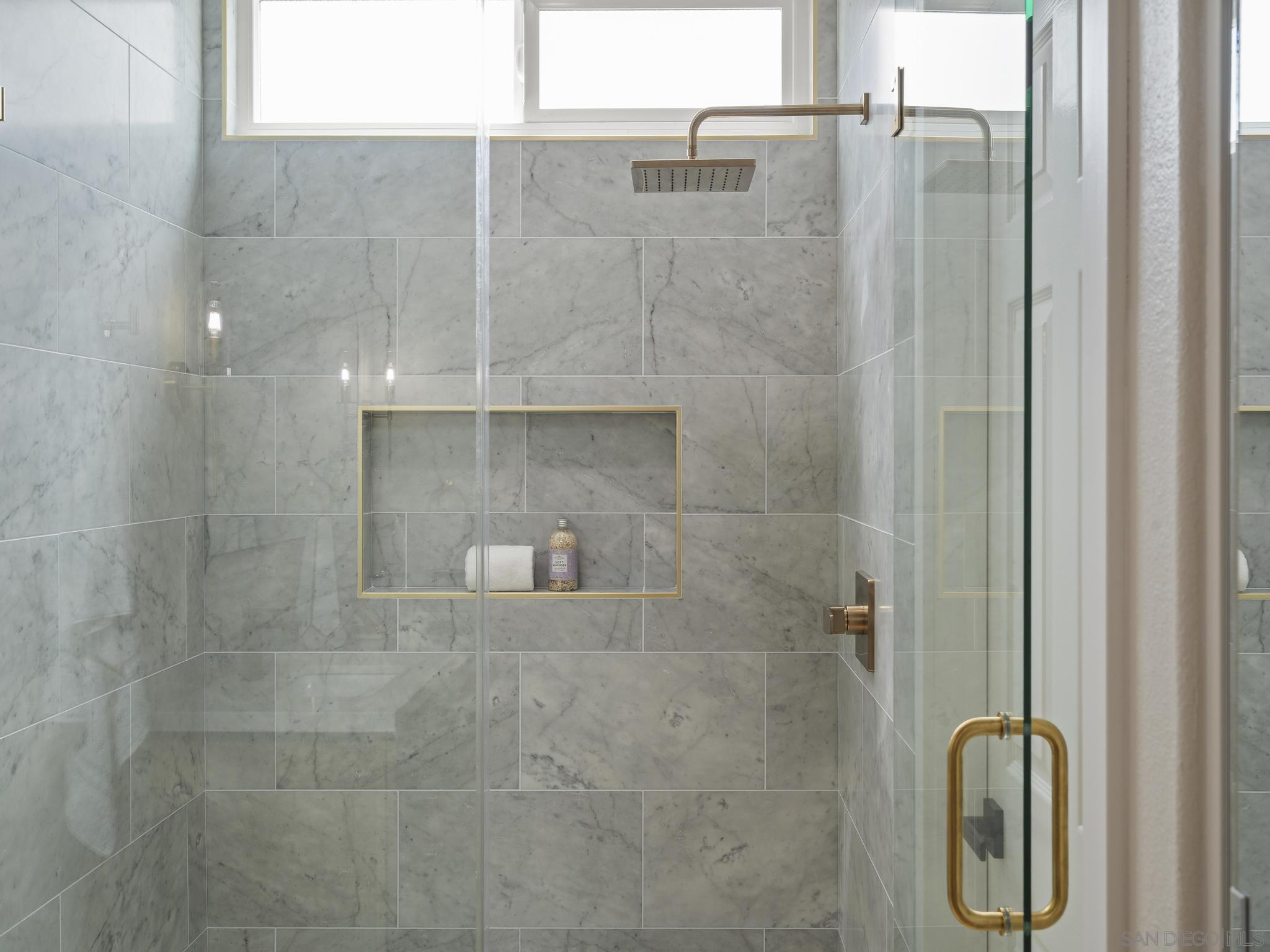 Detail Gallery Image 26 of 73 For 4994  Alicante Way, Oceanside,  CA 92056 - 2 Beds | 2 Baths