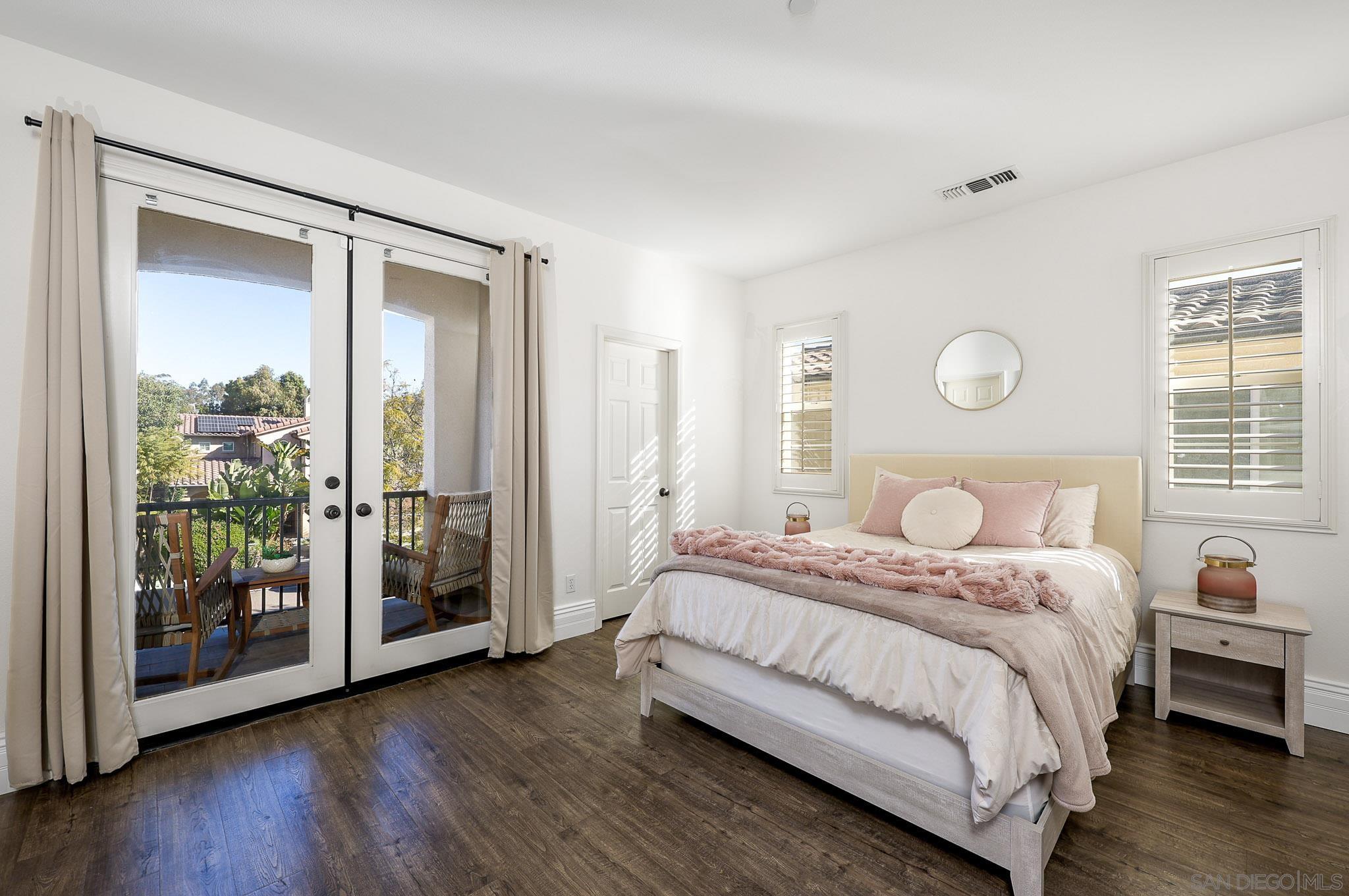 Detail Gallery Image 16 of 47 For 10237  Paseo De Linda, San Diego,  CA 92127 - 6 Beds | 4/1 Baths