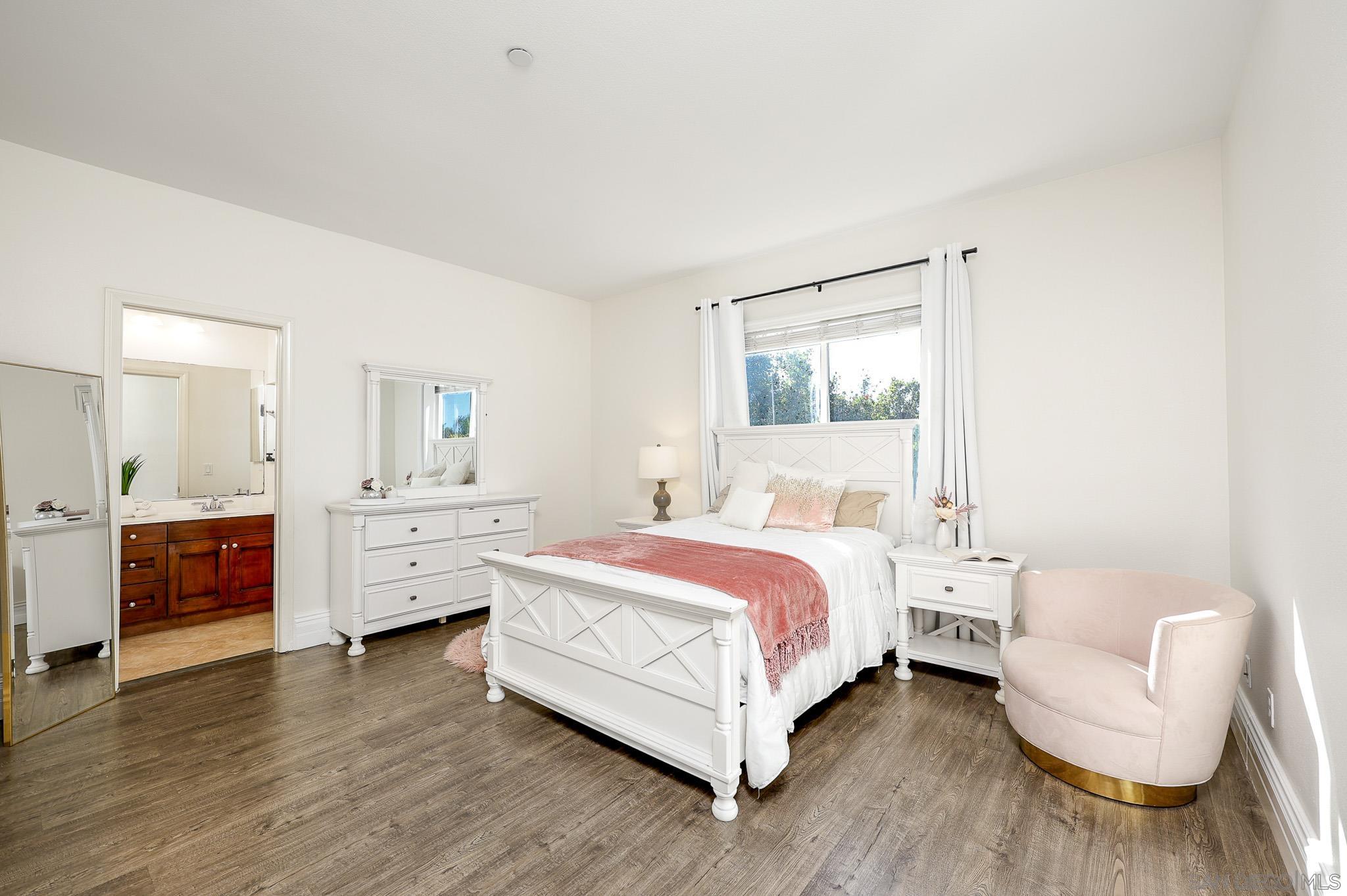 Detail Gallery Image 31 of 47 For 10237  Paseo De Linda, San Diego,  CA 92127 - 6 Beds | 4/1 Baths