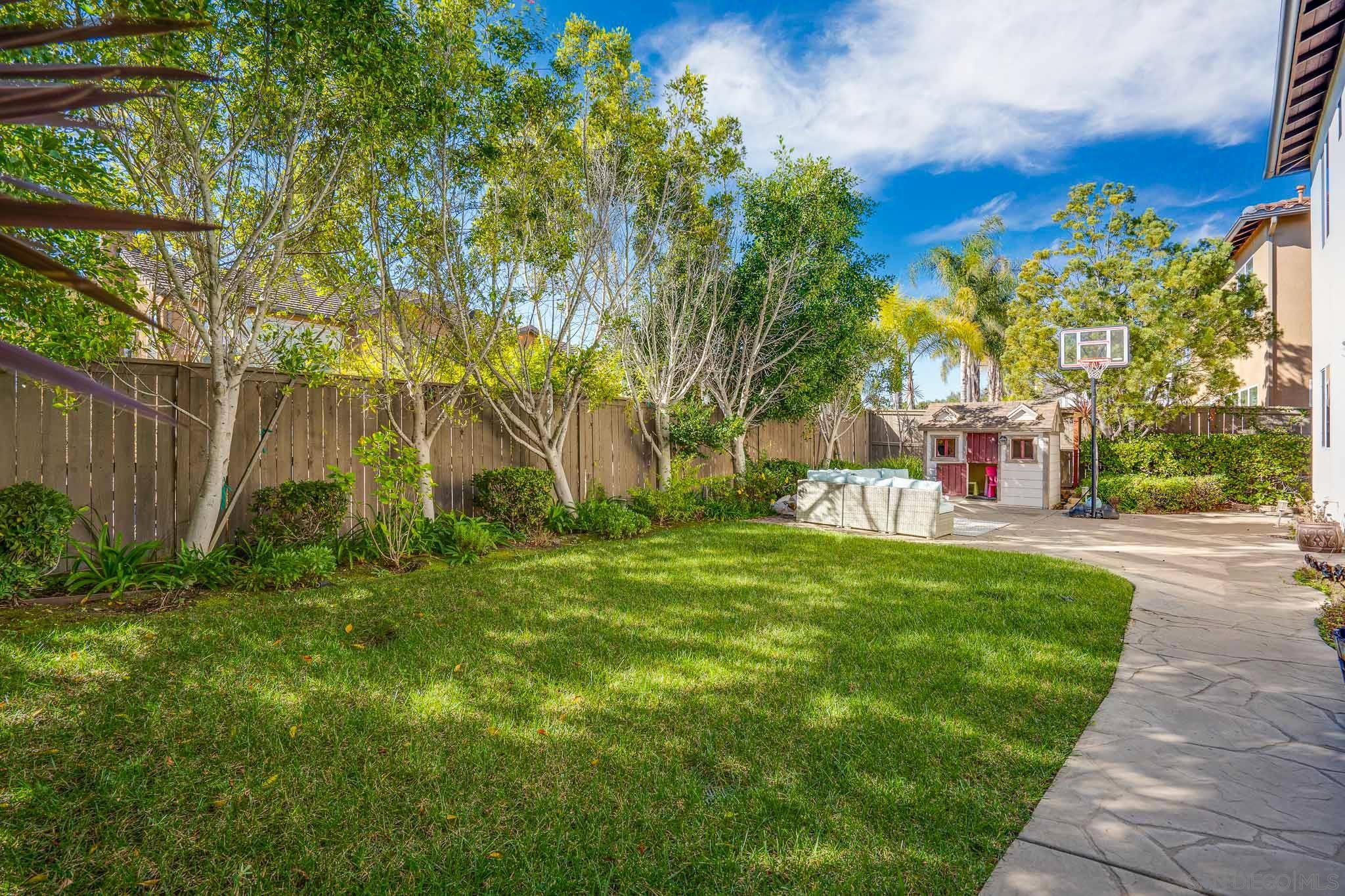 Detail Gallery Image 40 of 47 For 10237  Paseo De Linda, San Diego,  CA 92127 - 6 Beds | 4/1 Baths