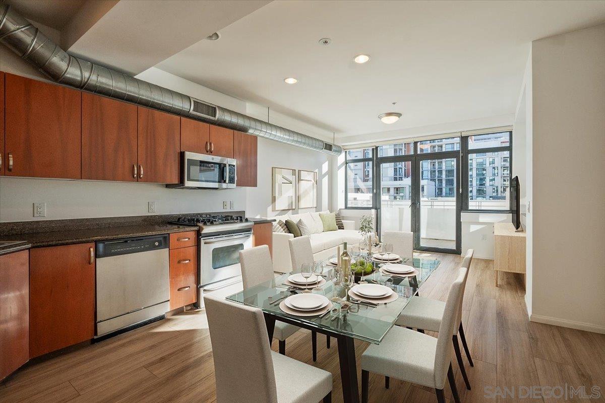 Detail Gallery Image 8 of 29 For 1551  4th Avenue  #210,  San Diego,  CA 92101 - 1 Beds | 1 Baths