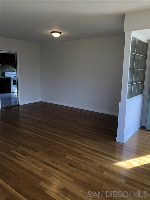 Detail Gallery Image 5 of 10 For 4450  Coronado Ave, San Diego,  CA 92107 - 2 Beds | 1 Baths