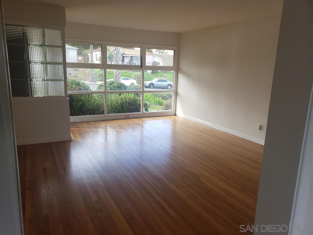 Detail Gallery Image 8 of 16 For 4450  Coronado Ave, San Diego,  CA 92107 - 2 Beds | 1 Baths