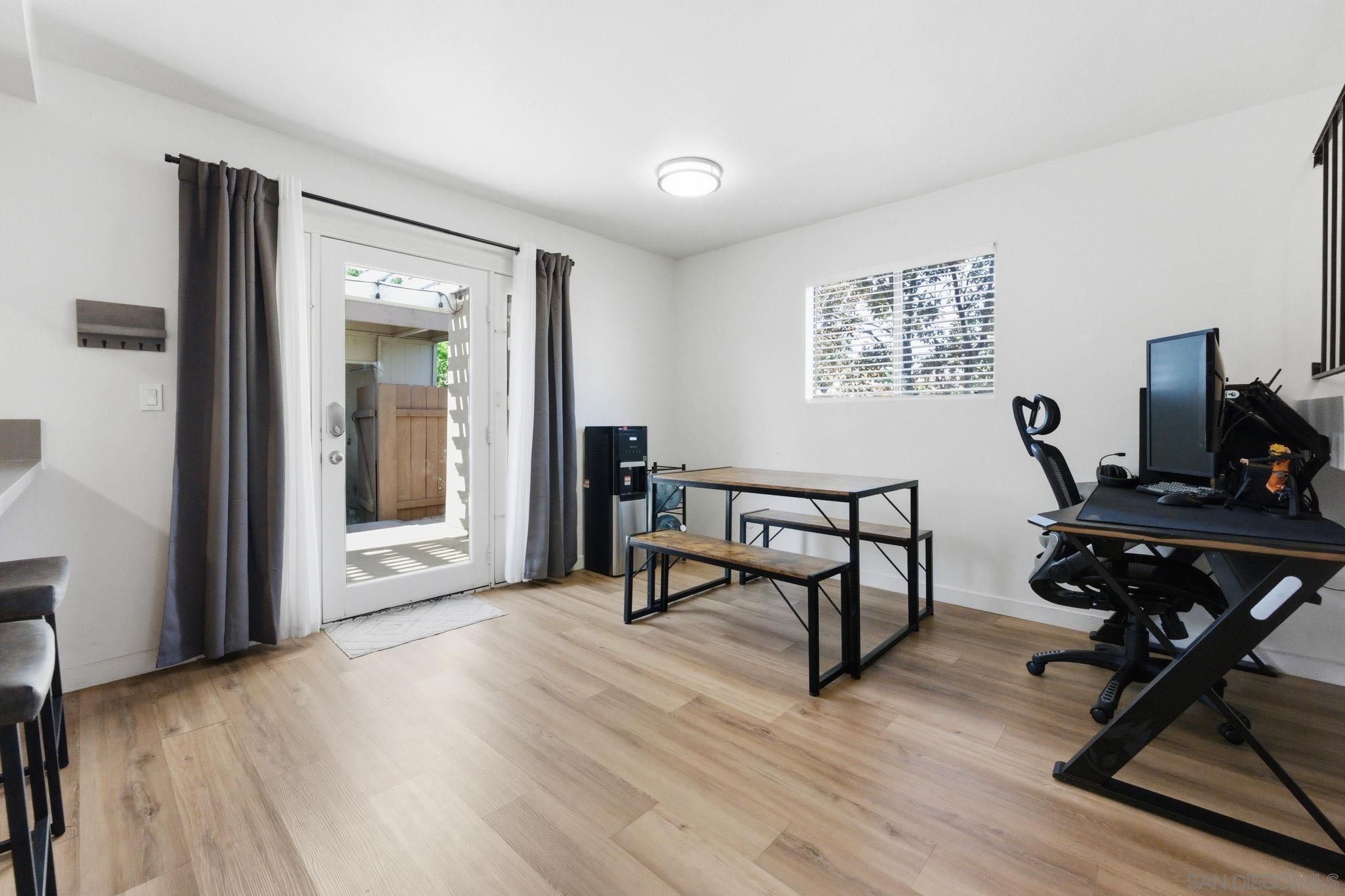 Detail Gallery Image 12 of 38 For 11941  Royal Rd  a,  El Cajon,  CA 92021 - 3 Beds | 2/1 Baths