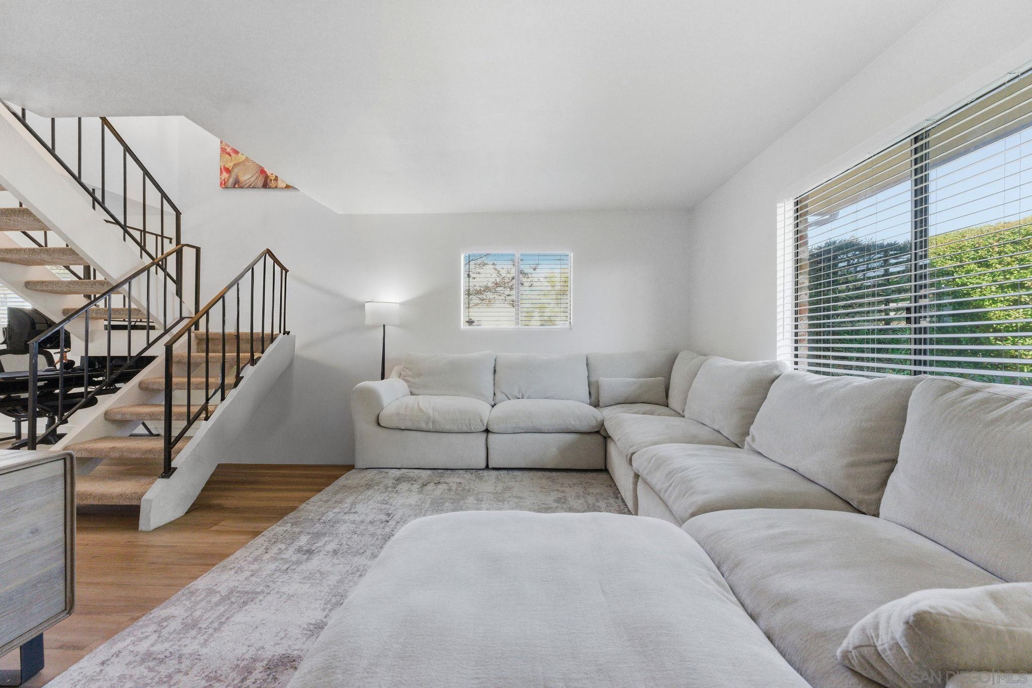 Detail Gallery Image 16 of 38 For 11941  Royal Rd  a,  El Cajon,  CA 92021 - 3 Beds | 2/1 Baths