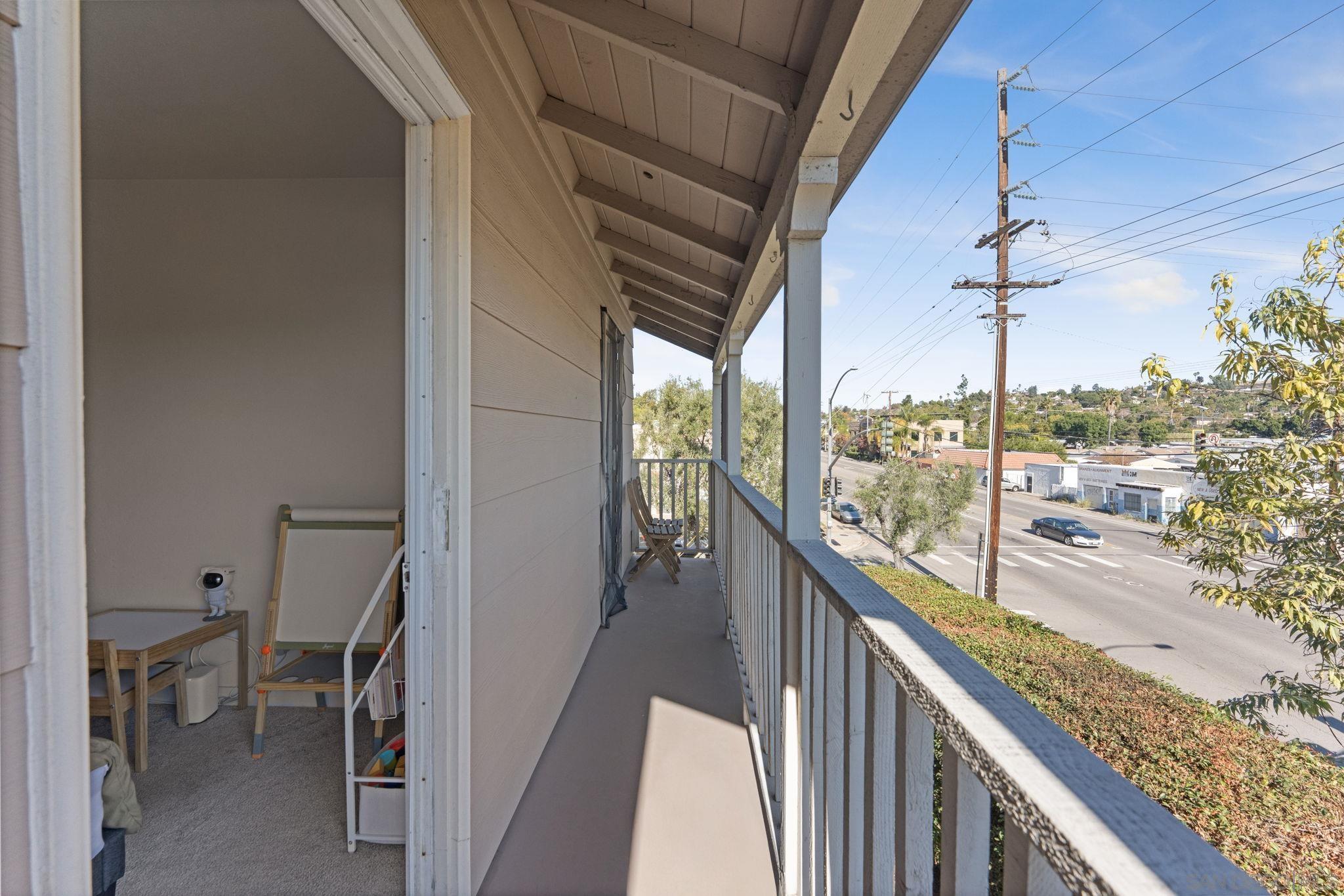 Detail Gallery Image 22 of 38 For 11941  Royal Rd  a,  El Cajon,  CA 92021 - 3 Beds | 2/1 Baths