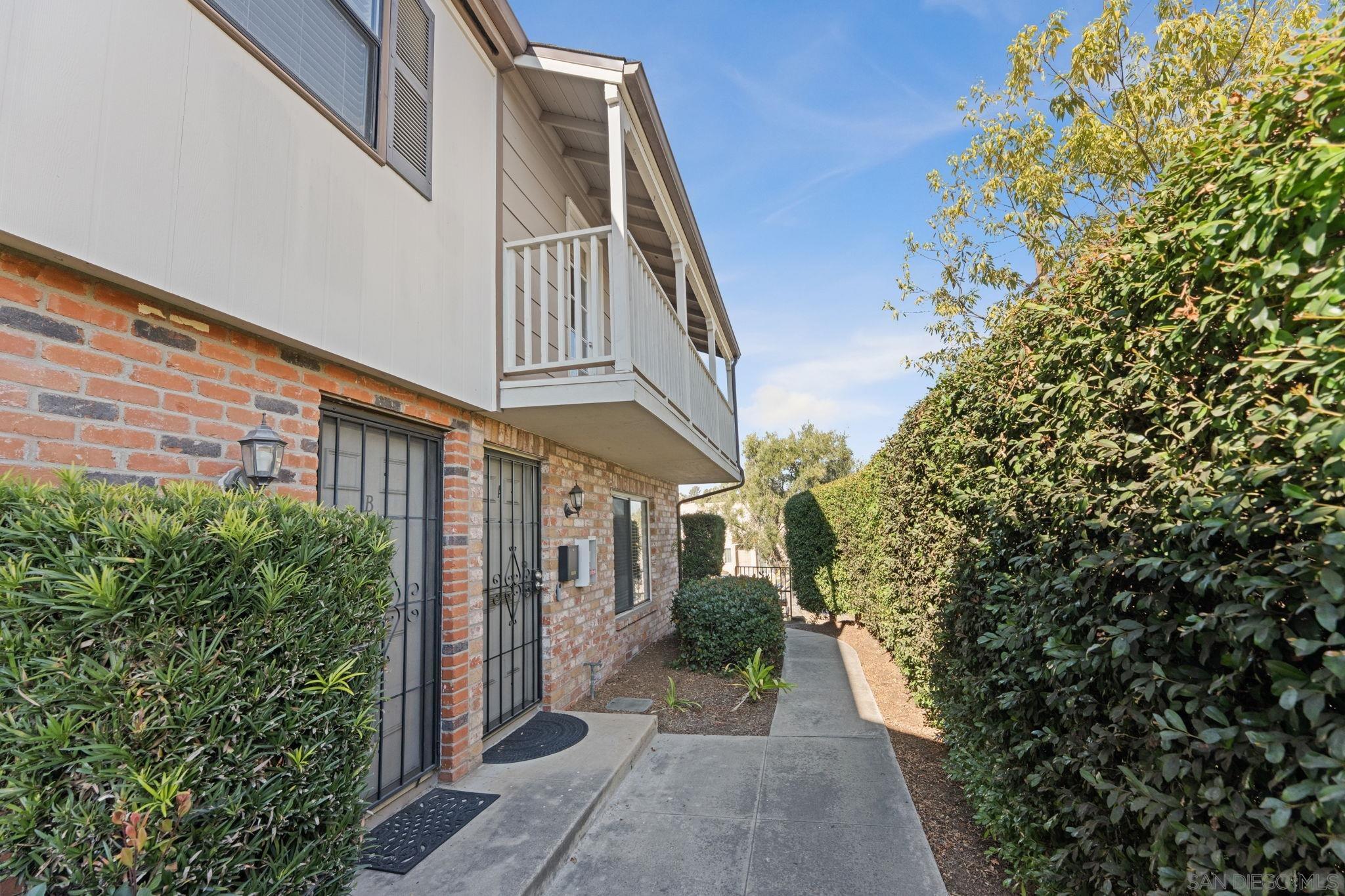 Detail Gallery Image 36 of 38 For 11941  Royal Rd  a,  El Cajon,  CA 92021 - 3 Beds | 2/1 Baths