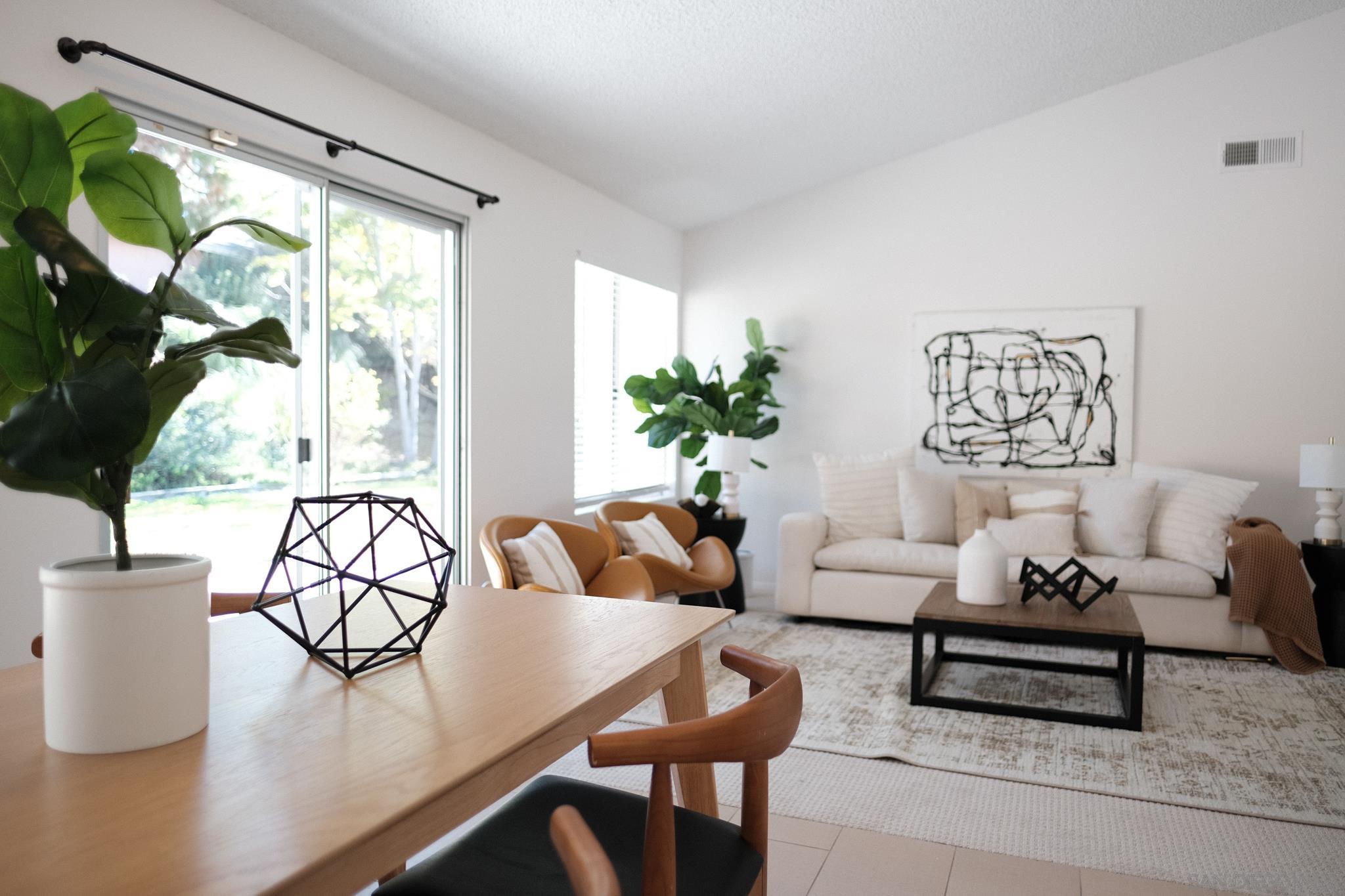 Detail Gallery Image 6 of 40 For 4835  Glenhaven Dr, Oceanside,  CA 92056 - 3 Beds | 2 Baths