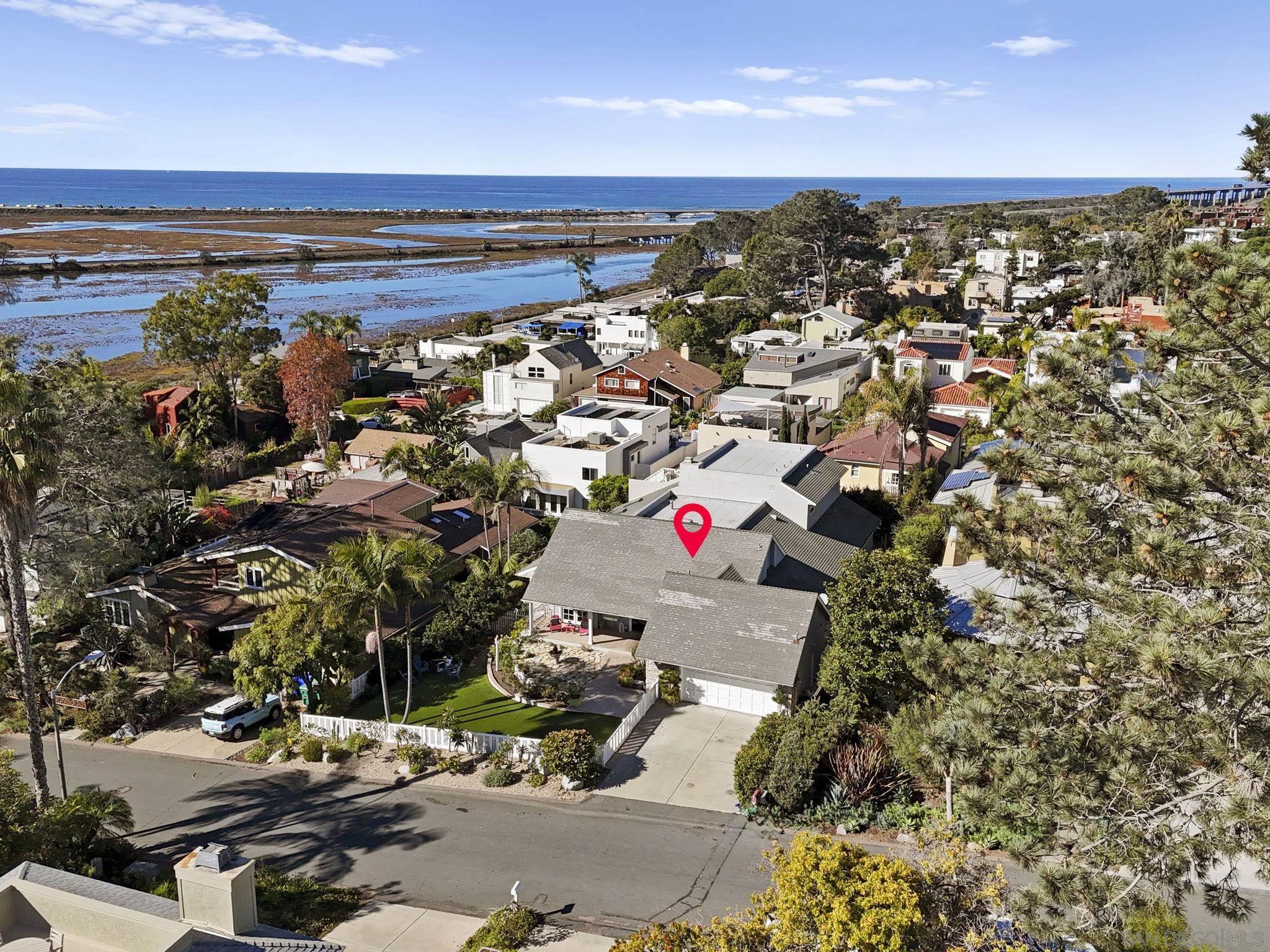 Detail Gallery Image 36 of 38 For 12740  via Felino, Del Mar,  CA 92014 - 3 Beds | 3/1 Baths