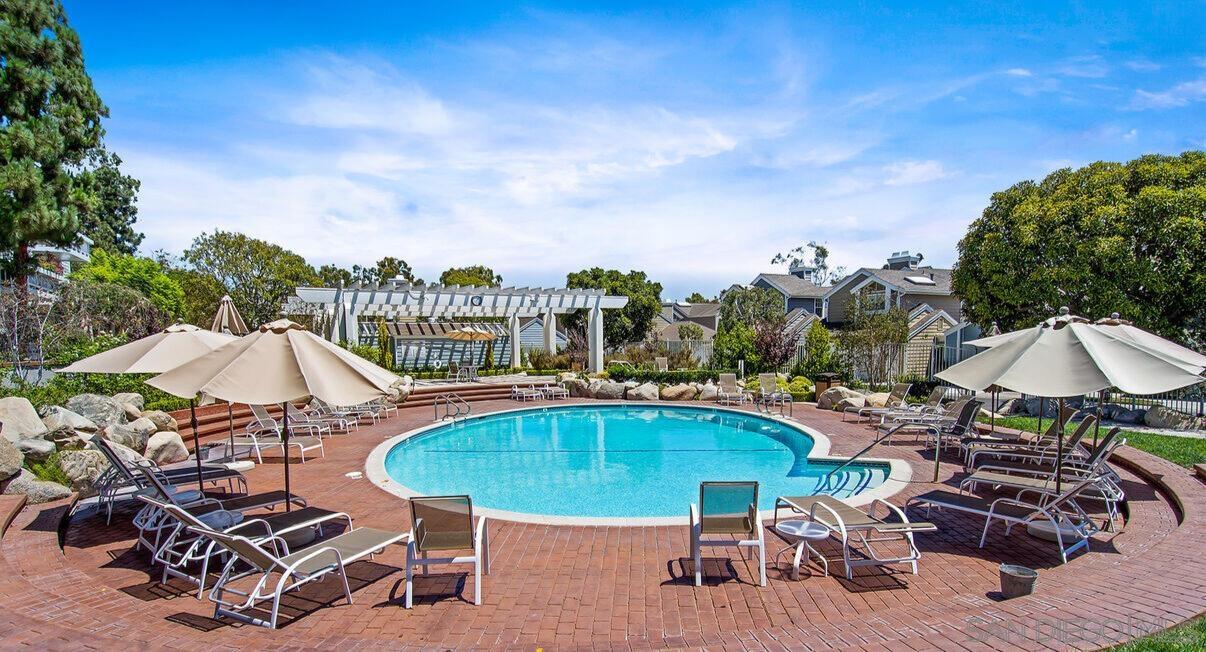 Detail Gallery Image 11 of 14 For 13078  Mindanao Way  #101,  Marina Del Rey,  CA 90292 - 2 Beds | 2 Baths