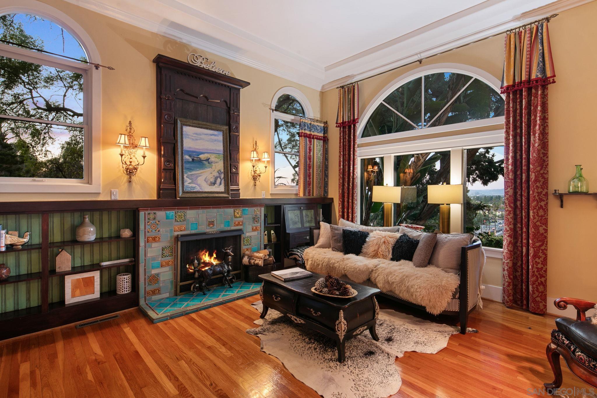 Detail Gallery Image 15 of 70 For 1115 S Mollison Ave, El Cajon,  CA 92020 - 5 Beds | 4/1 Baths