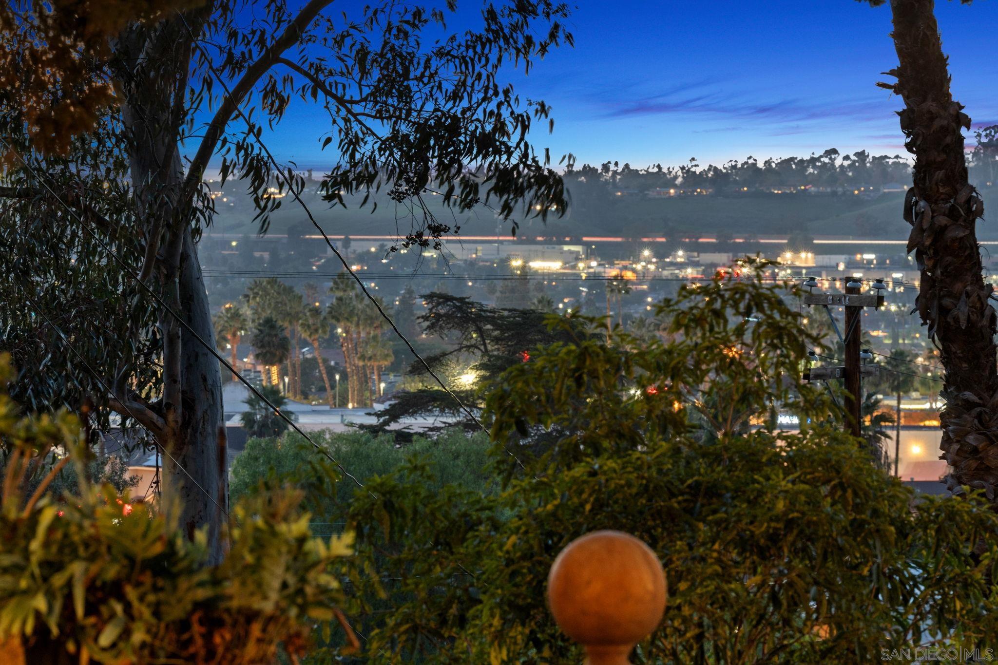 Detail Gallery Image 42 of 71 For 1115 S Mollison Ave, El Cajon,  CA 92020 - 5 Beds | 4/1 Baths