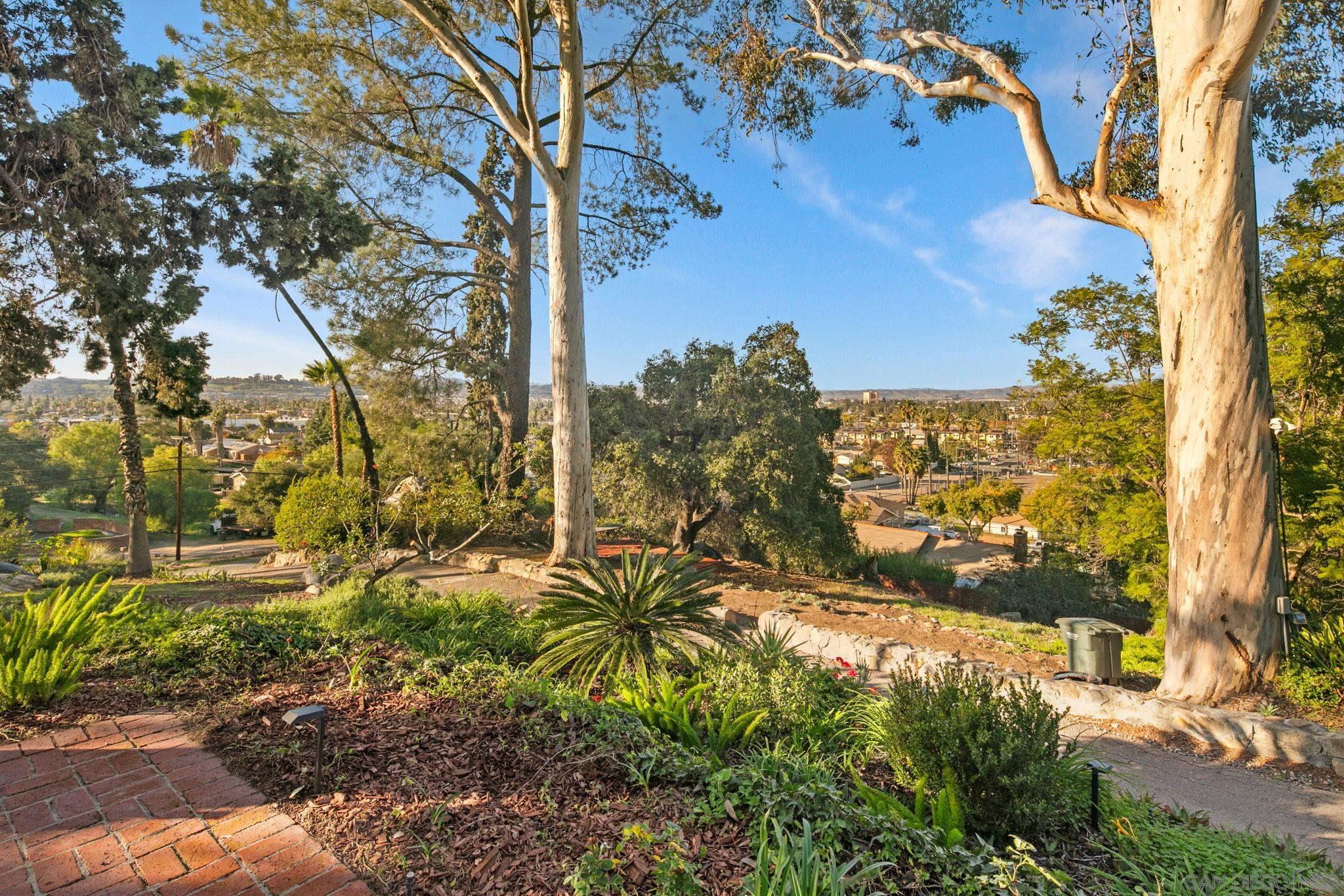 Detail Gallery Image 47 of 70 For 1115 S Mollison Ave, El Cajon,  CA 92020 - 5 Beds | 4/1 Baths