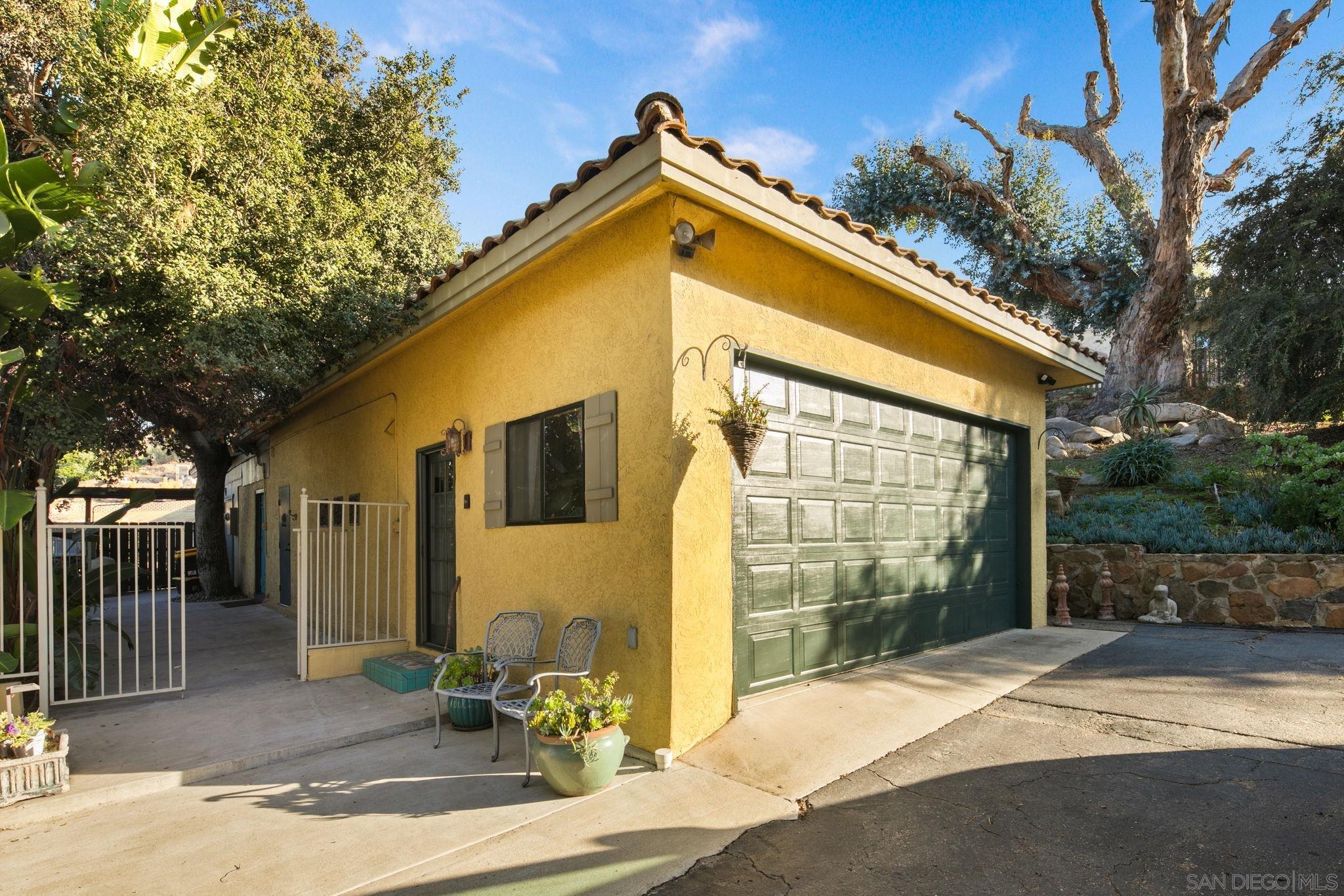 Detail Gallery Image 64 of 71 For 1115 S Mollison Ave, El Cajon,  CA 92020 - 5 Beds | 4/1 Baths