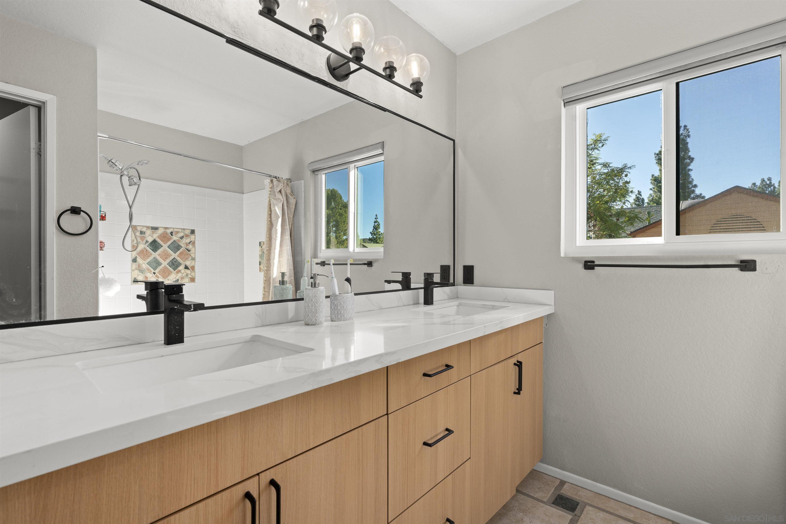 Detail Gallery Image 29 of 51 For 8896  Highwood Dr  #C,  San Diego,  CA 92119 - 3 Beds | 2/1 Baths