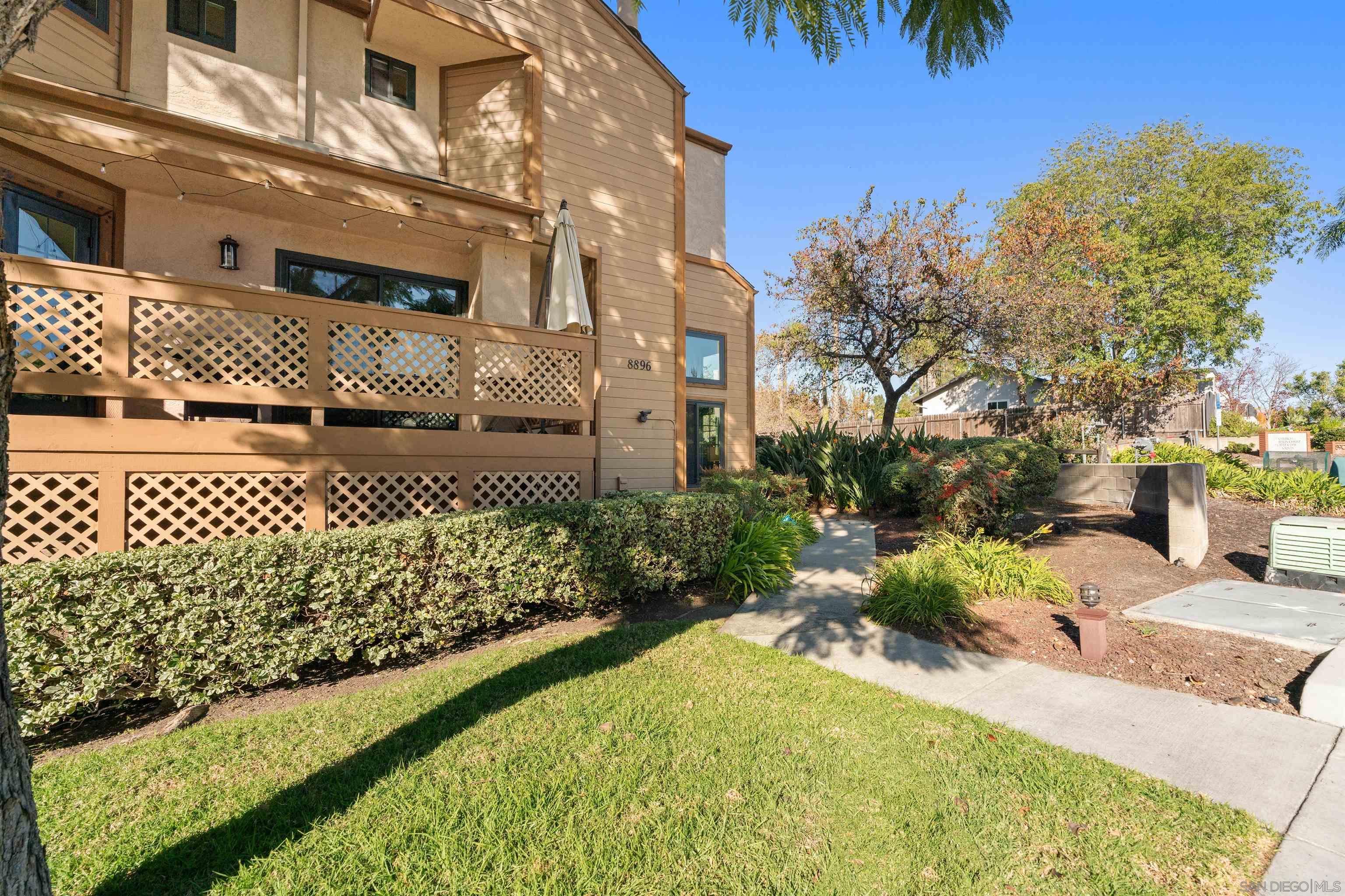 Detail Gallery Image 37 of 51 For 8896  Highwood Dr  #C,  San Diego,  CA 92119 - 3 Beds | 2/1 Baths