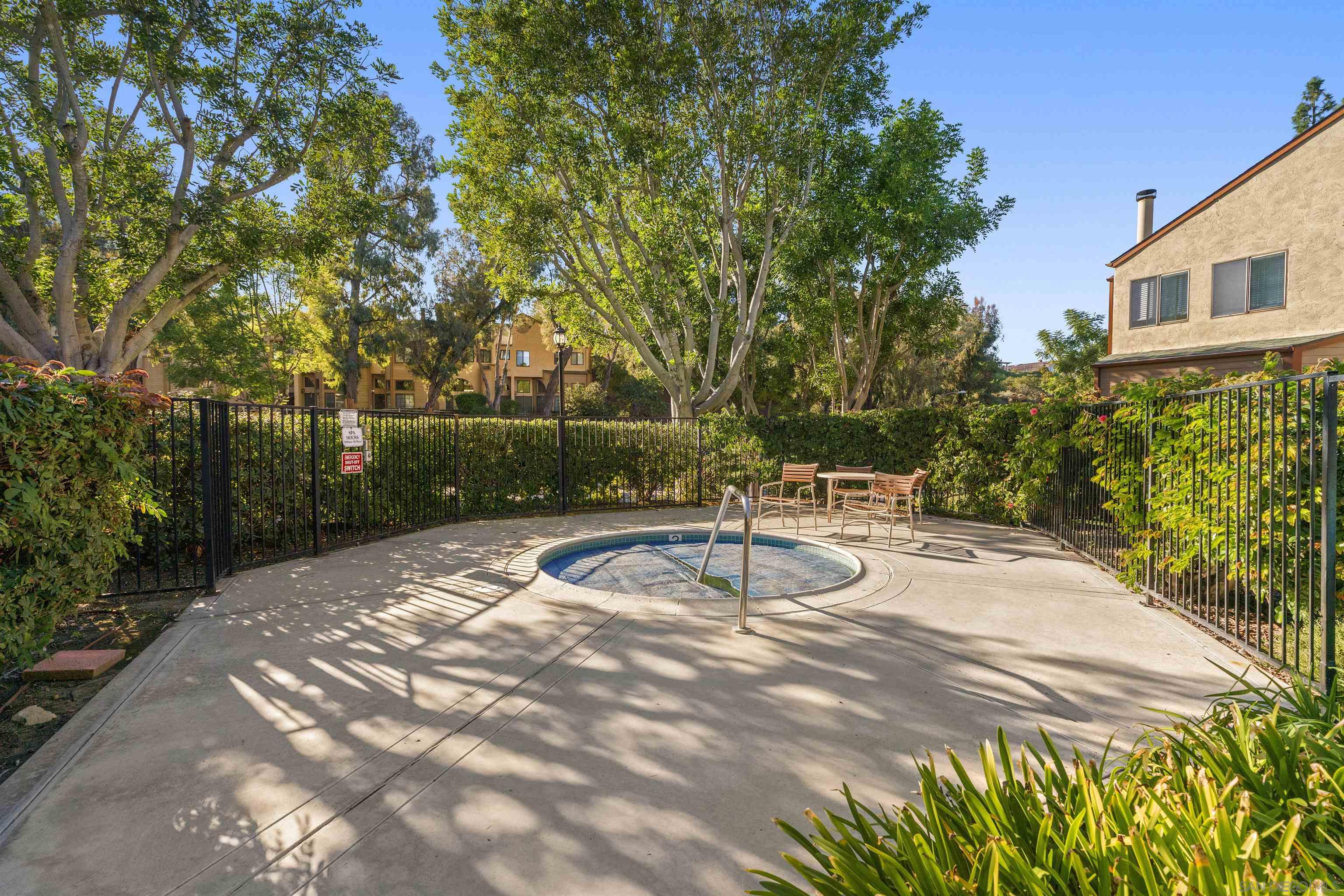 Detail Gallery Image 48 of 51 For 8896  Highwood Dr  #C,  San Diego,  CA 92119 - 3 Beds | 2/1 Baths