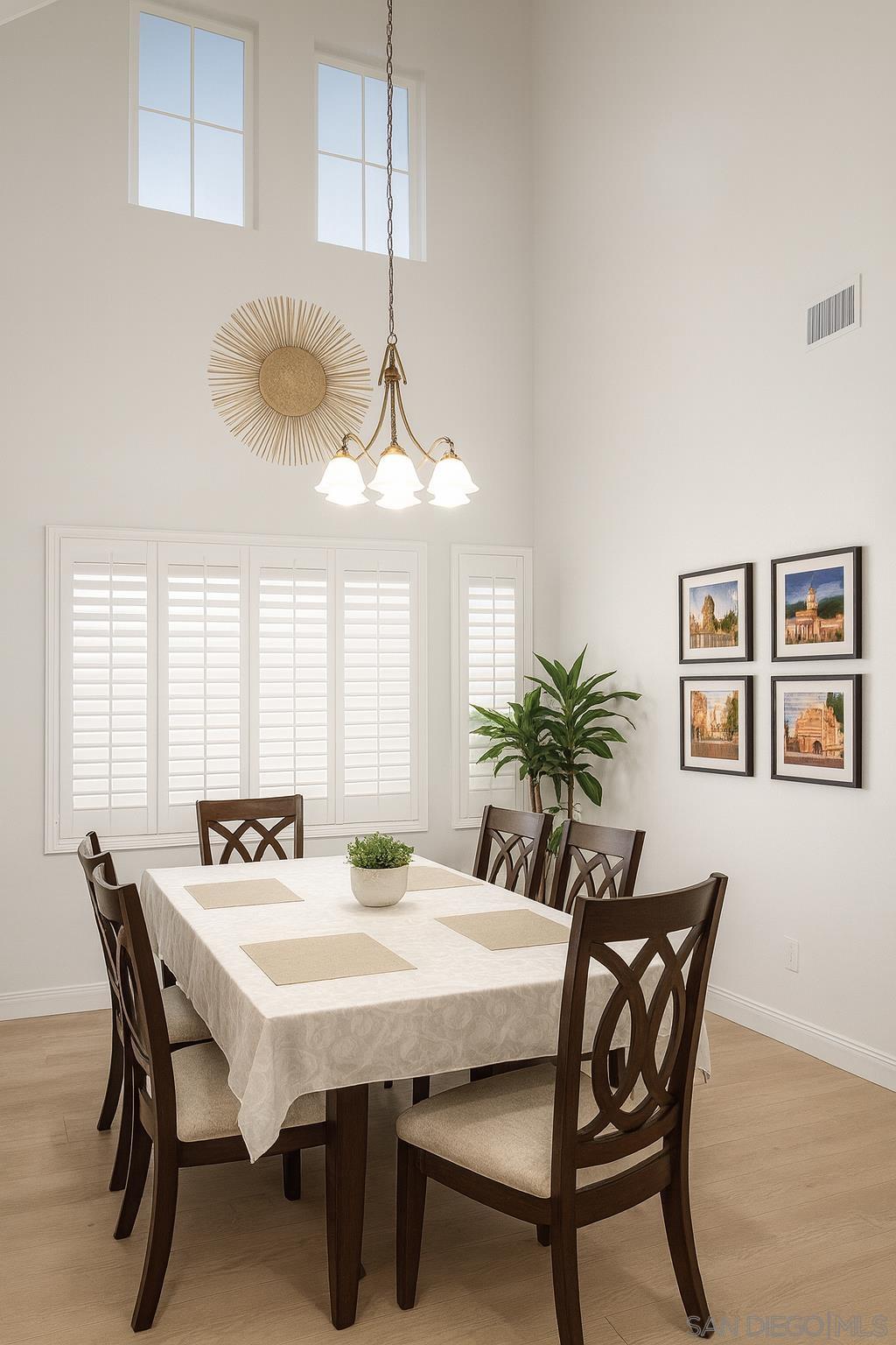 Detail Gallery Image 7 of 22 For 11751  Ashlock Way, San Diego,  CA 92131 - 5 Beds | 3/1 Baths