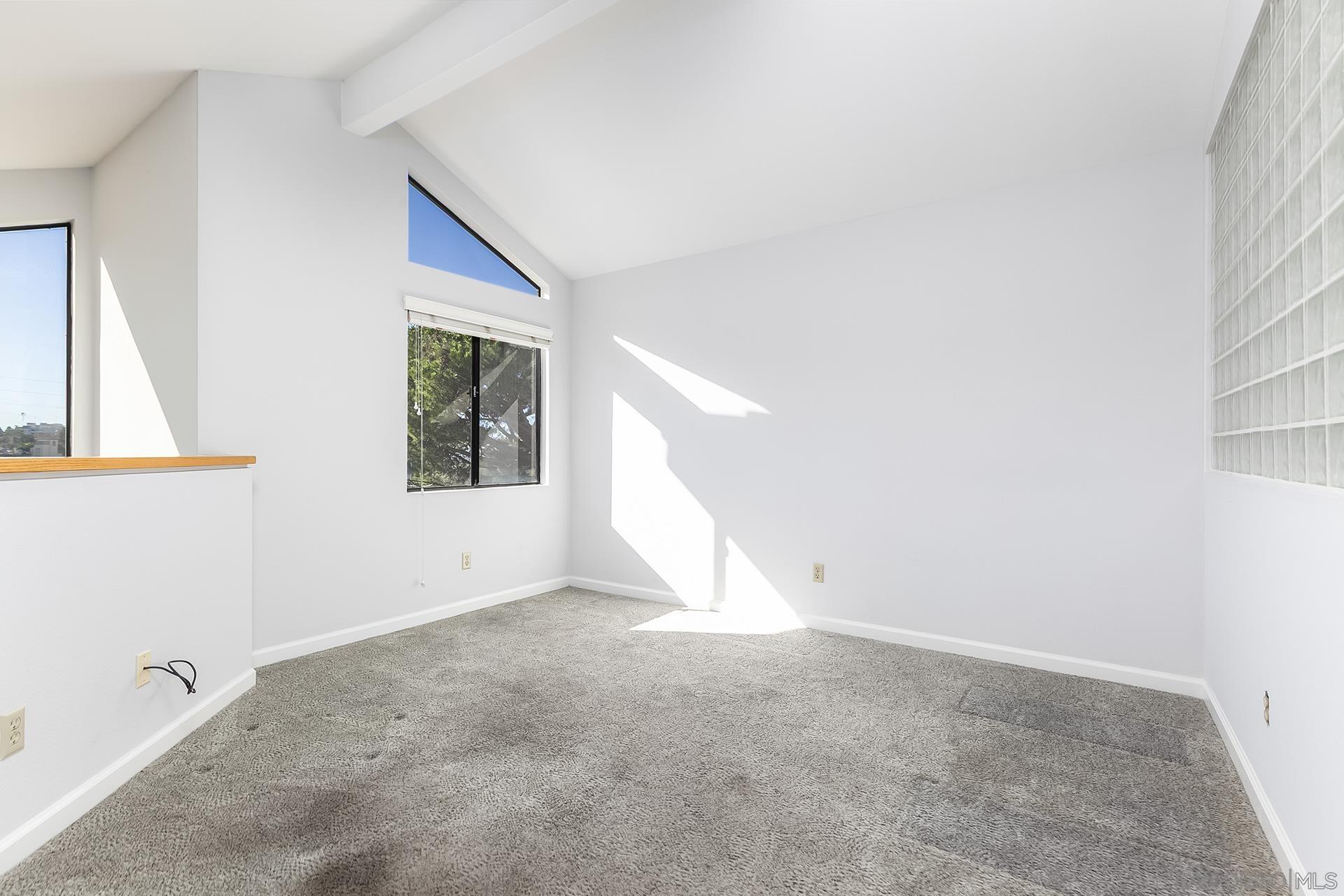 Detail Gallery Image 26 of 38 For 6327  Caminito Del Cervato, San Diego,  CA 92111 - 3 Beds | 2/1 Baths