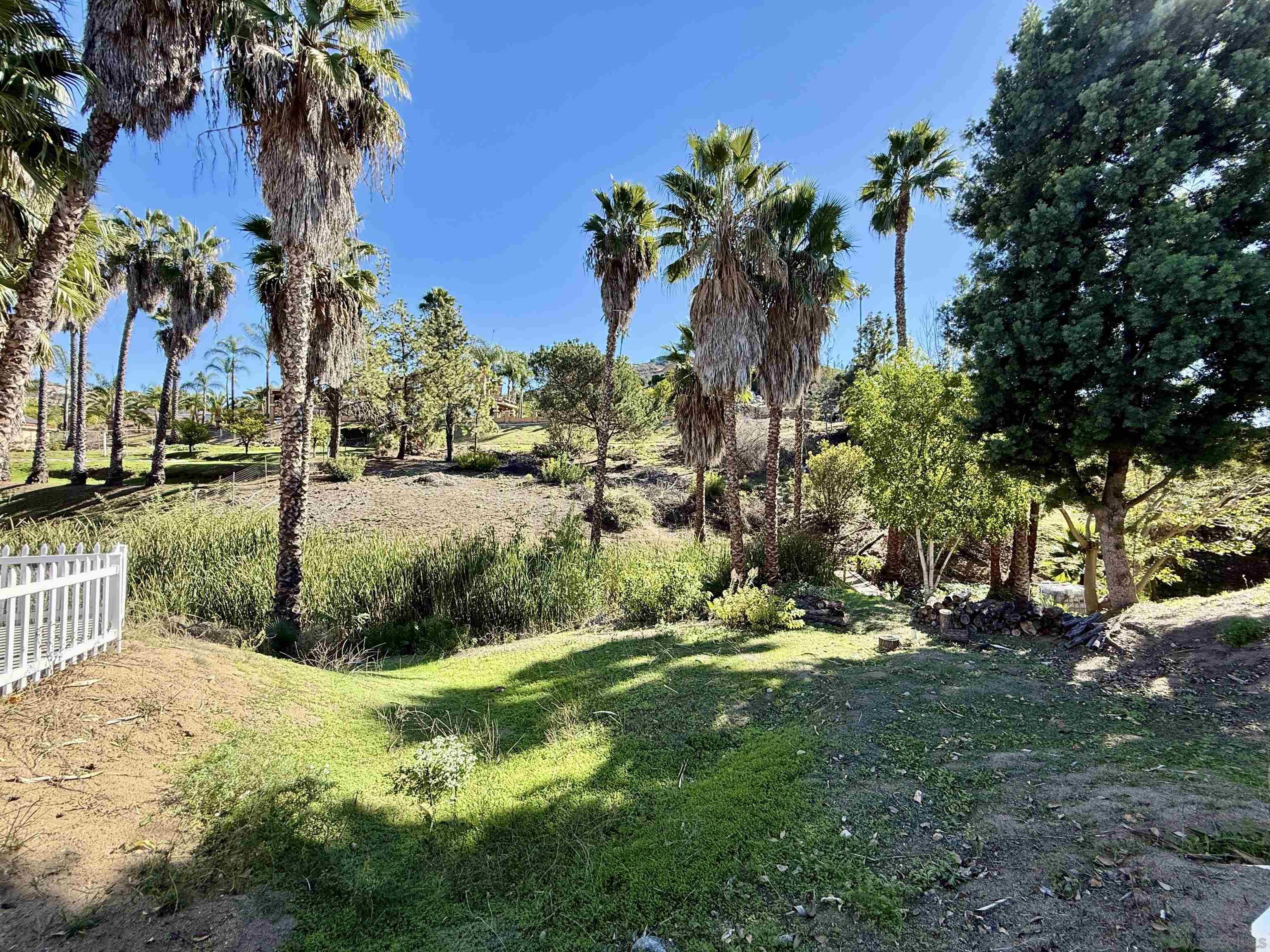 Detail Gallery Image 19 of 25 For 1423  Vista Grande Rd, El Cajon,  CA 92019 - 3 Beds | 2 Baths