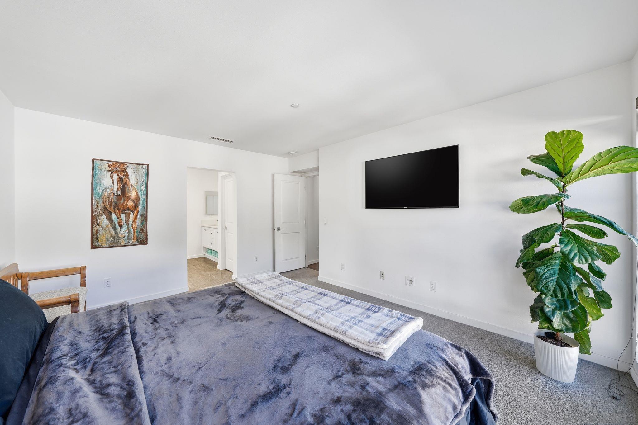 Detail Gallery Image 13 of 62 For 8337  Summit Way, San Diego,  CA 92108 - 3 Beds | 3/1 Baths