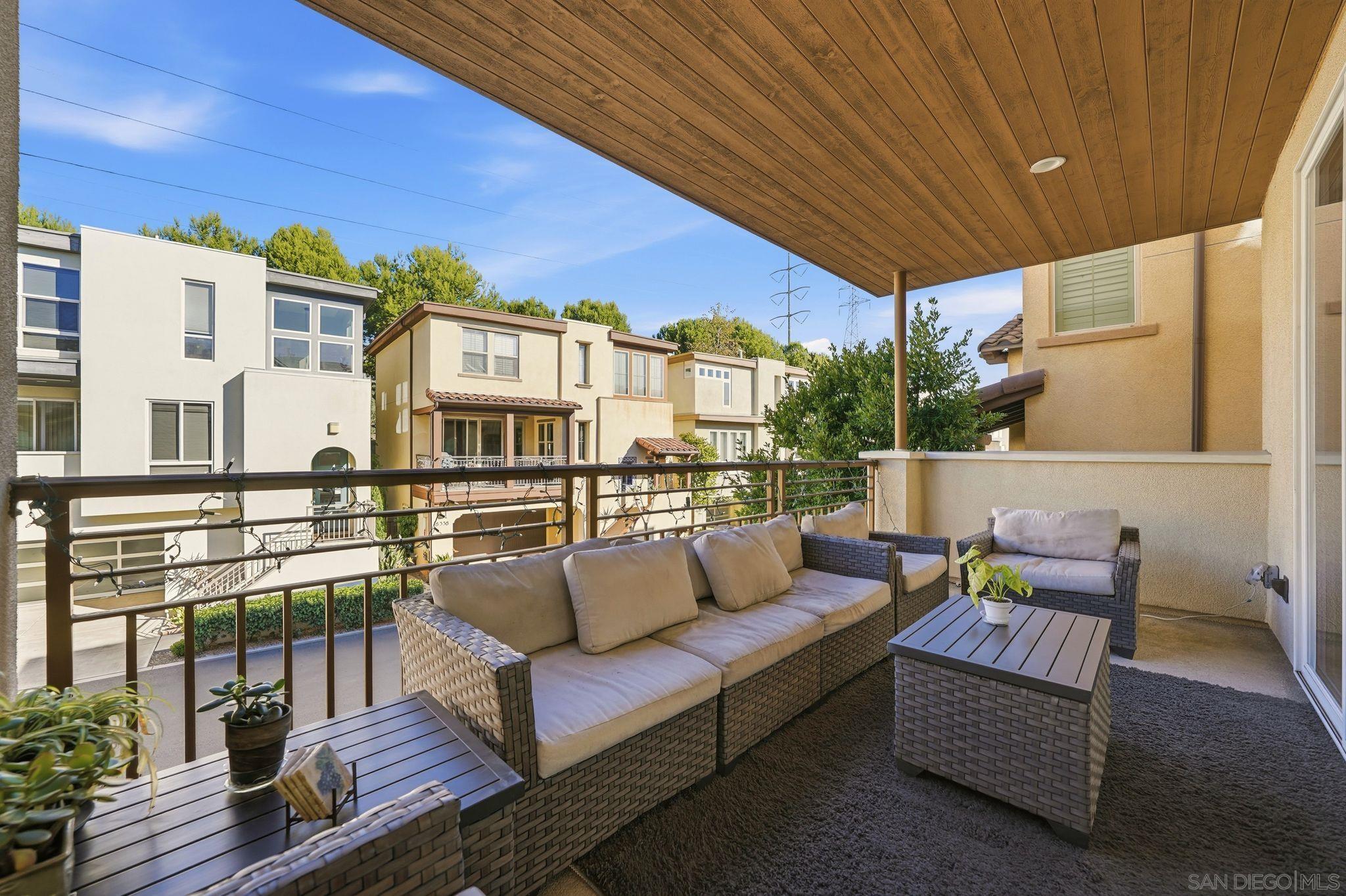 Detail Gallery Image 19 of 62 For 8337  Summit Way, San Diego,  CA 92108 - 3 Beds | 3/1 Baths