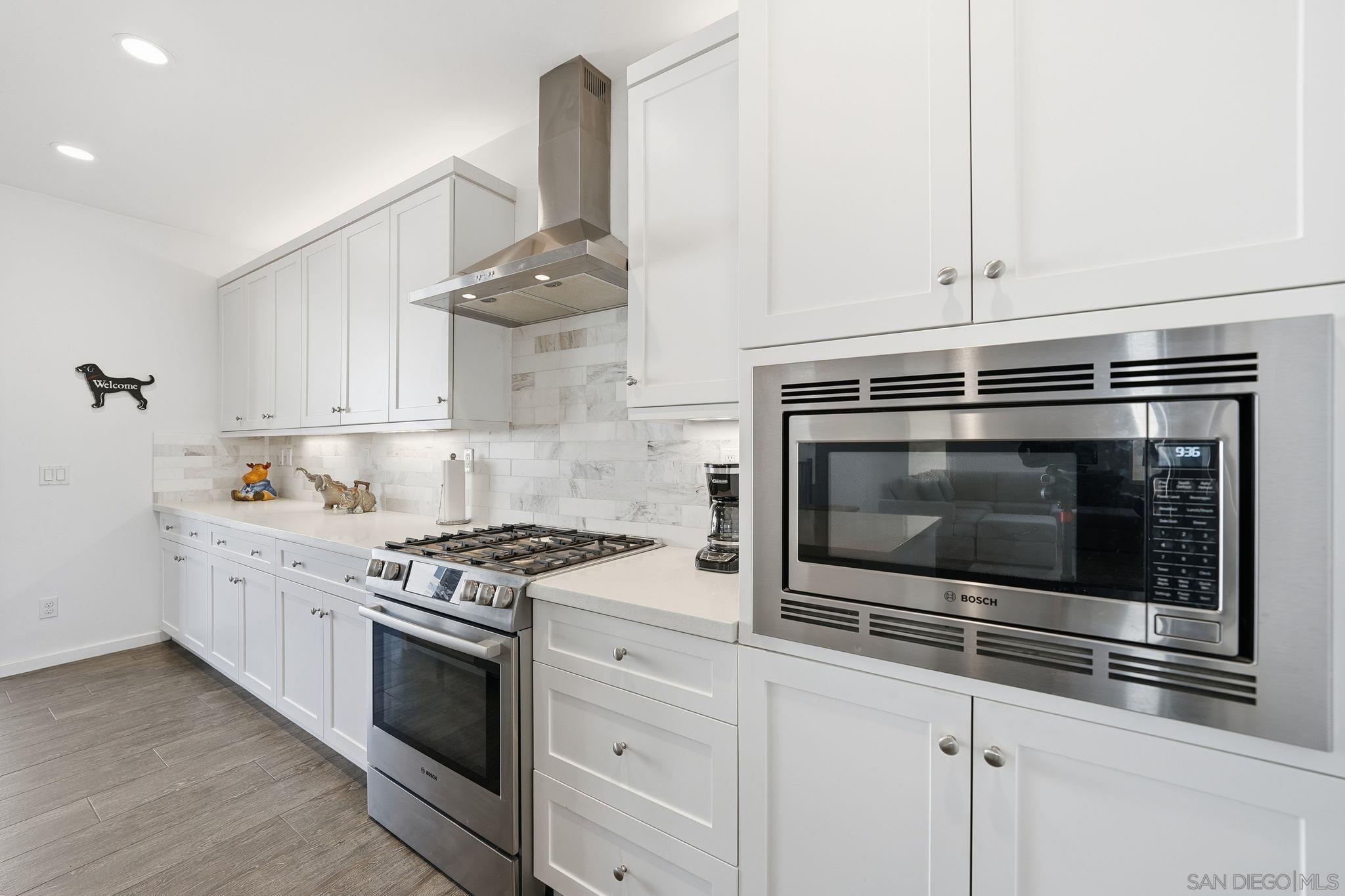 Detail Gallery Image 43 of 62 For 8337  Summit Way, San Diego,  CA 92108 - 3 Beds | 3/1 Baths