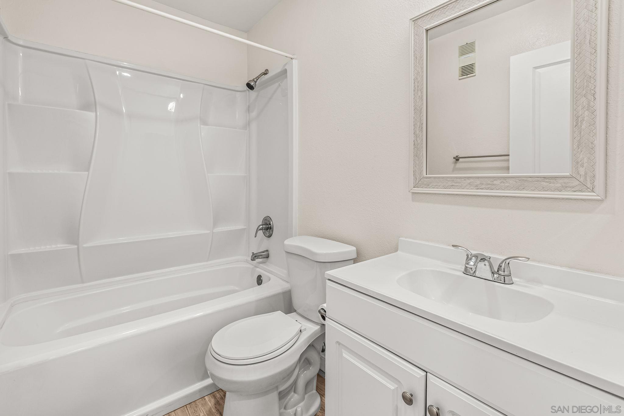 Detail Gallery Image 22 of 27 For 3525  Lebon Drive  #104,  San Diego,  CA 92122 - 2 Beds | 2 Baths