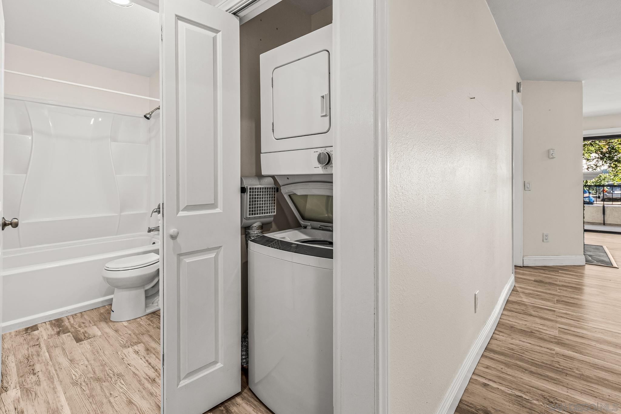 Detail Gallery Image 23 of 27 For 3525  Lebon Drive  #104,  San Diego,  CA 92122 - 2 Beds | 2 Baths