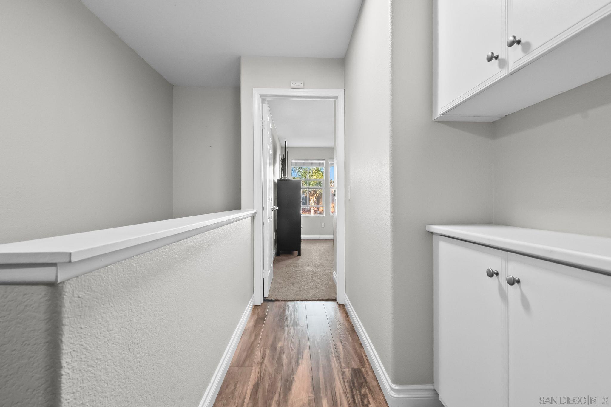 Detail Gallery Image 30 of 48 For 10240  Daybreak Ln  #2,  Santee,  CA 92071 - 3 Beds | 3/1 Baths