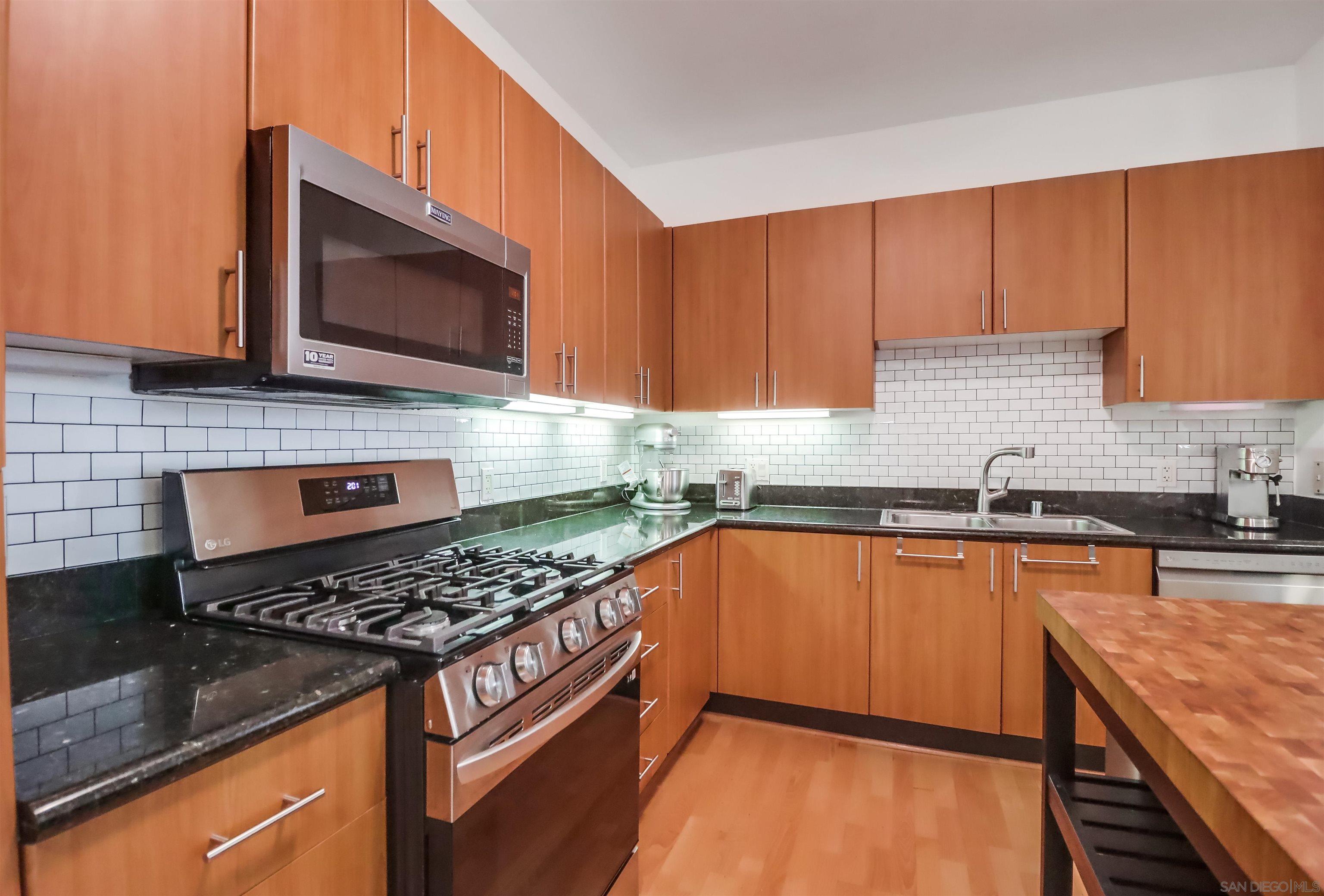 Detail Gallery Image 11 of 39 For 1465  C St  #3509,  San Diego,  CA 92101 - 2 Beds | 2 Baths