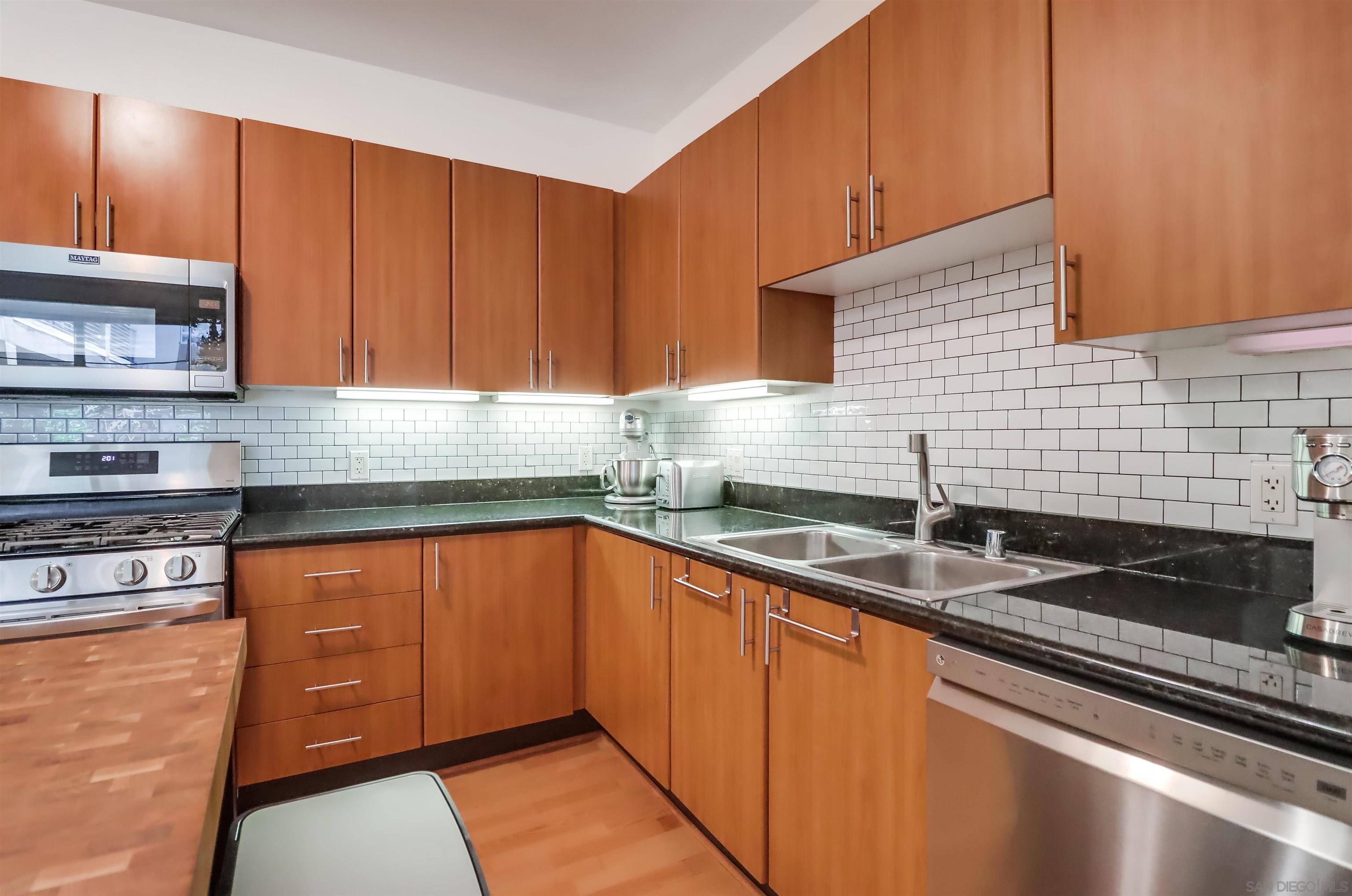 Detail Gallery Image 12 of 39 For 1465  C St  #3509,  San Diego,  CA 92101 - 2 Beds | 2 Baths