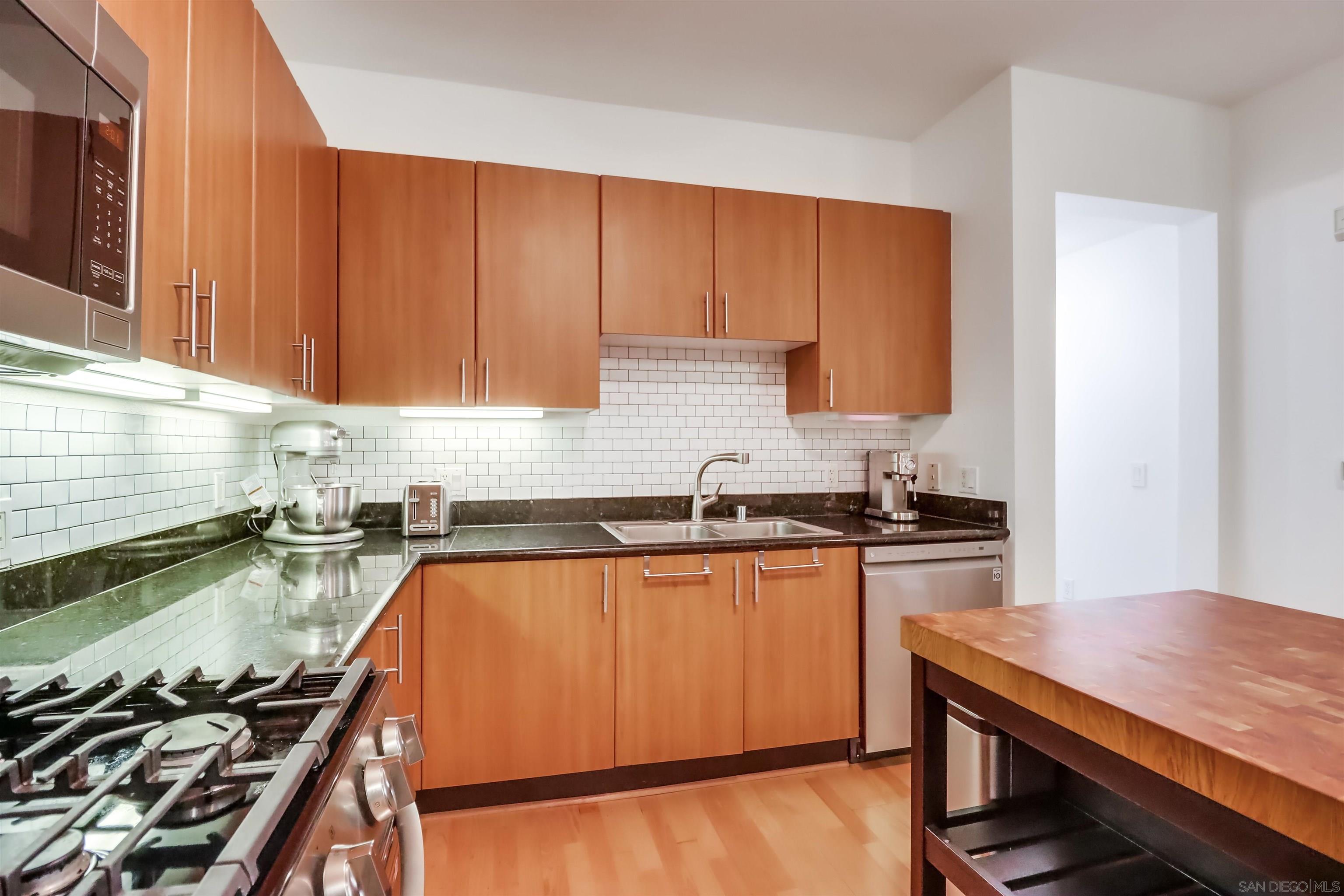 Detail Gallery Image 13 of 39 For 1465  C St  #3509,  San Diego,  CA 92101 - 2 Beds | 2 Baths