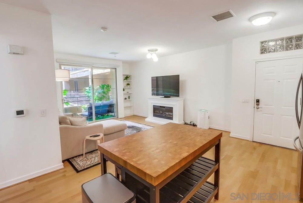 Detail Gallery Image 8 of 39 For 1465  C St  #3509,  San Diego,  CA 92101 - 2 Beds | 2 Baths