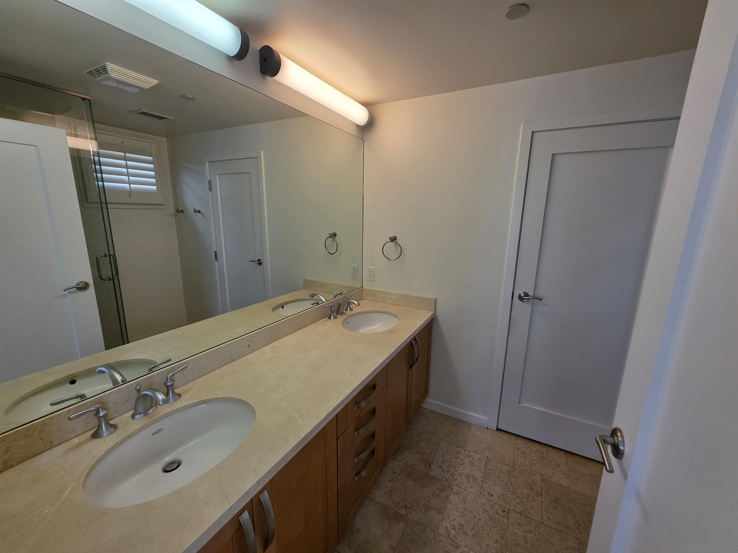 Detail Gallery Image 16 of 35 For 5448  La Jolla Blvd  F101, La Jolla,  CA 92037 - 2 Beds | 2/1 Baths