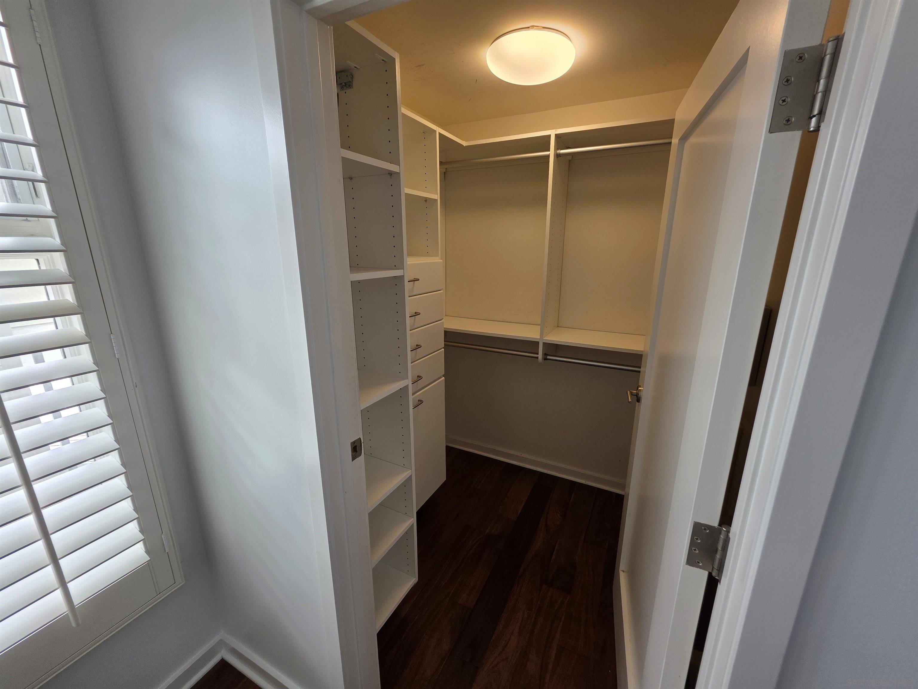 Detail Gallery Image 18 of 35 For 5448  La Jolla Blvd  F101, La Jolla,  CA 92037 - 2 Beds | 2/1 Baths