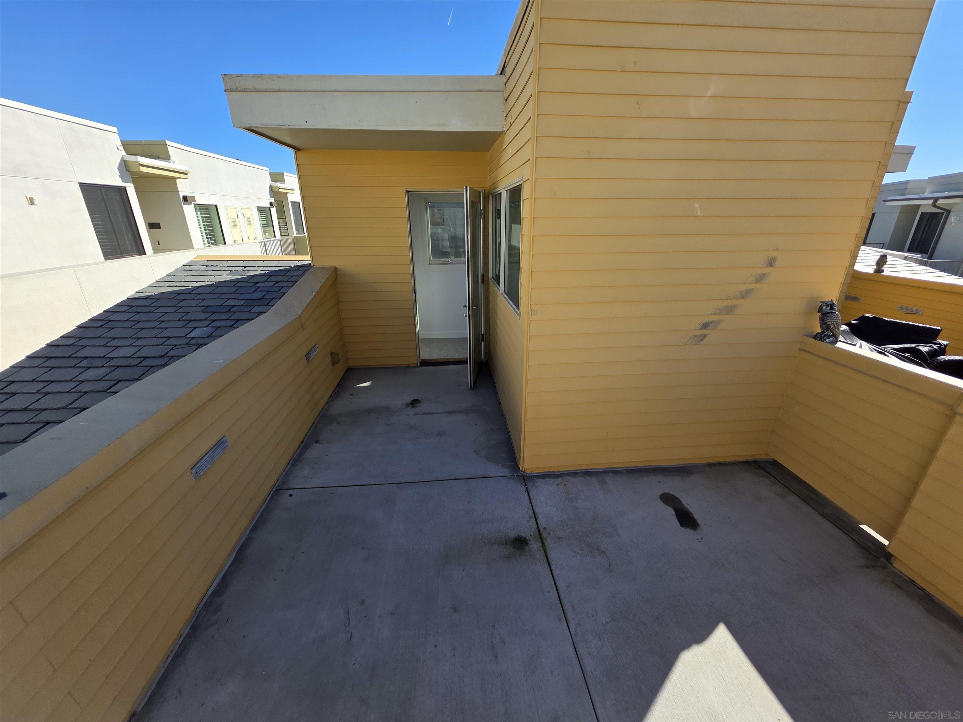 Detail Gallery Image 22 of 35 For 5448  La Jolla Blvd  F101, La Jolla,  CA 92037 - 2 Beds | 2/1 Baths