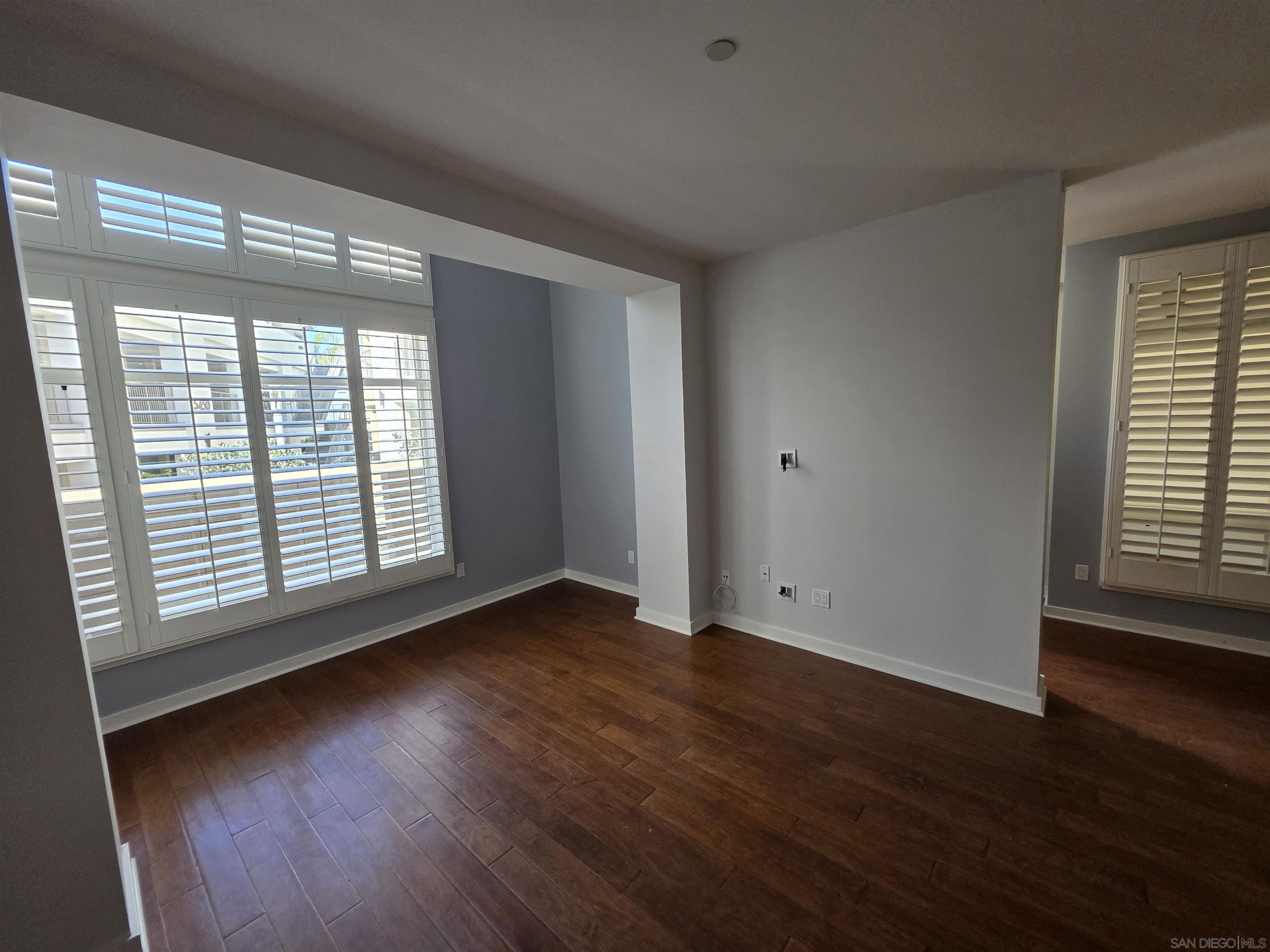 Detail Gallery Image 7 of 35 For 5448  La Jolla Blvd  F101, La Jolla,  CA 92037 - 2 Beds | 2/1 Baths