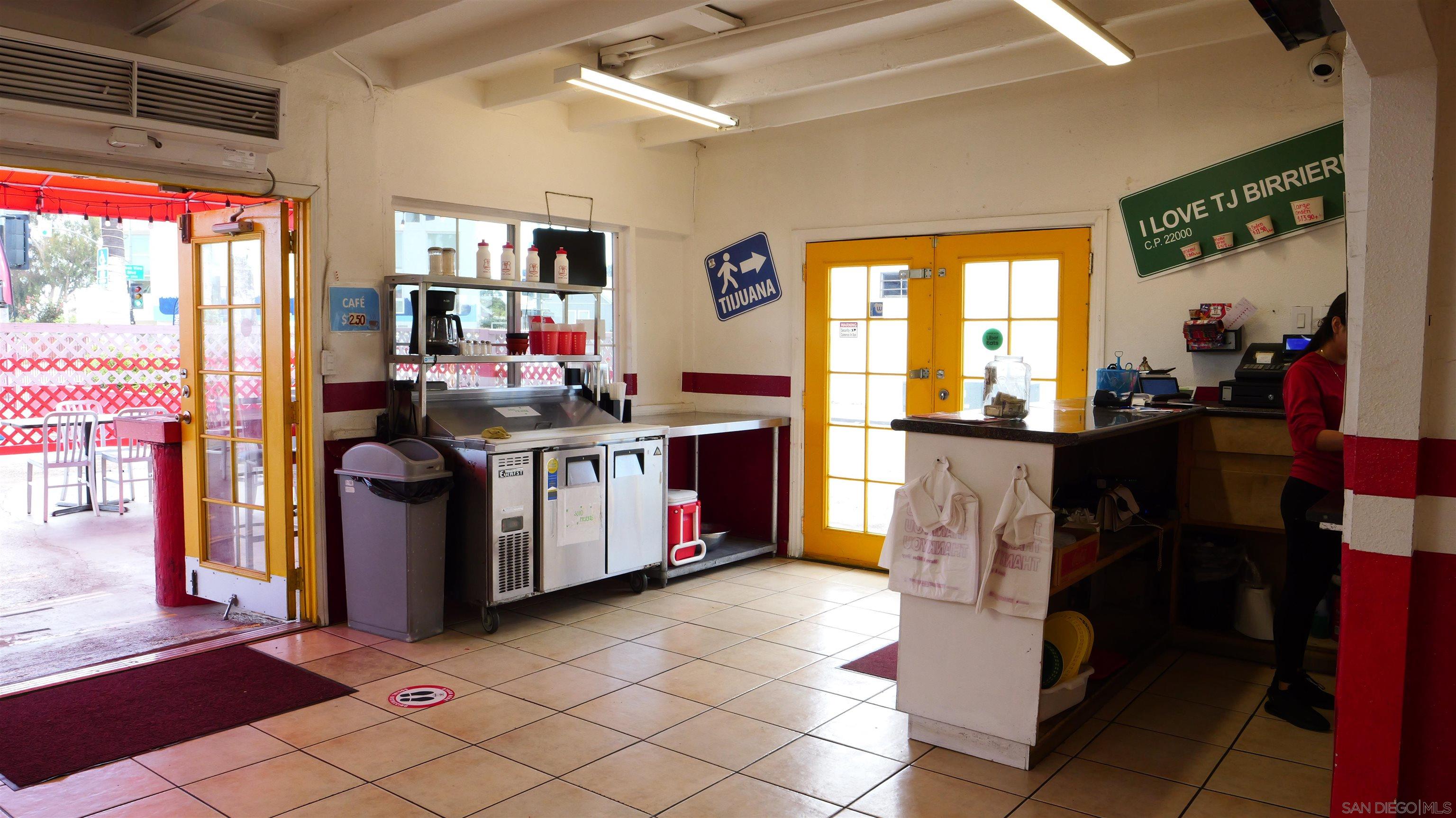 Detail Gallery Image 3 of 7 For 2802  Ocean View Blvd, San Diego,  CA 92113 - – Beds | – Baths