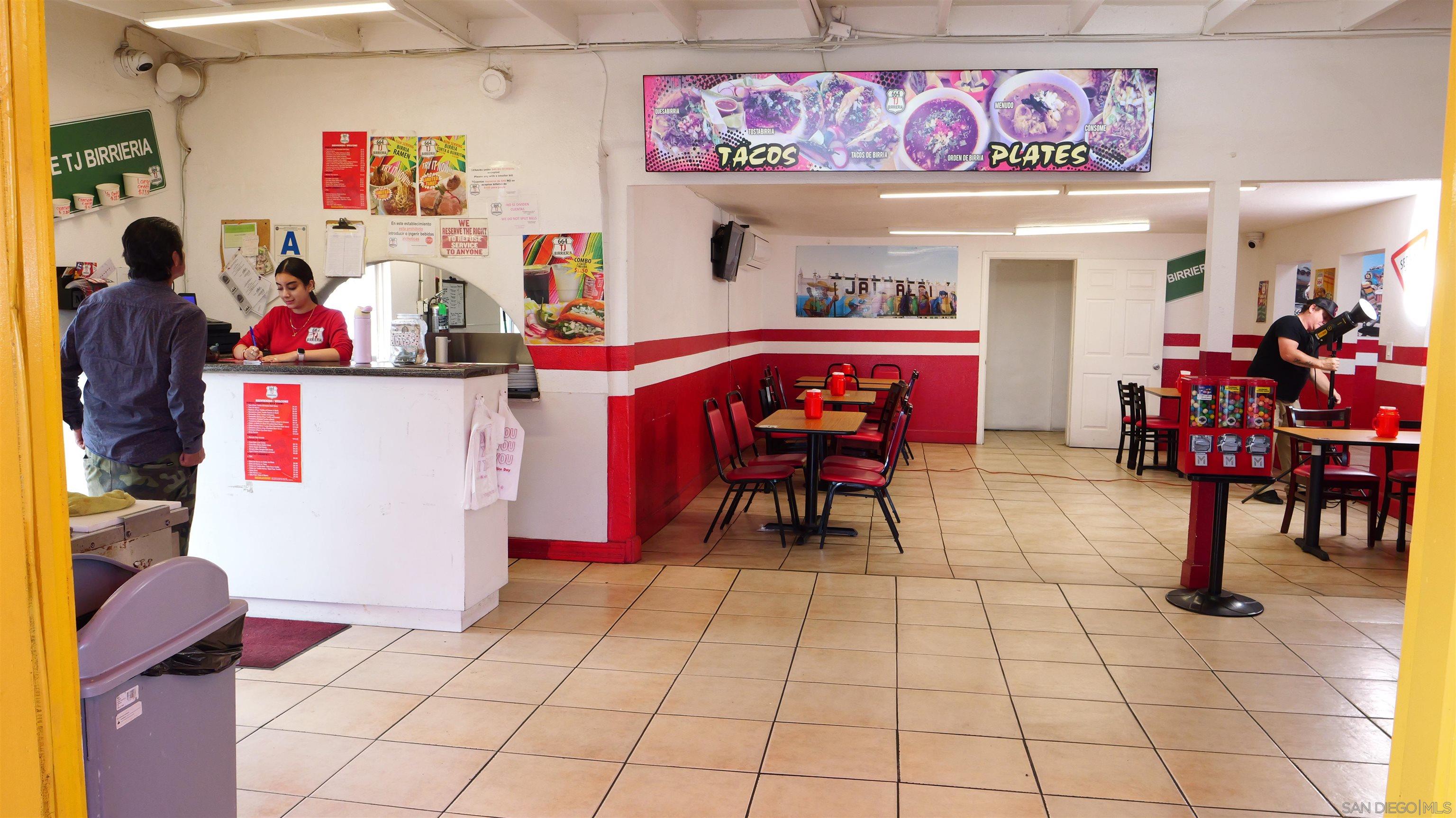 Detail Gallery Image 4 of 7 For 2802  Ocean View Blvd, San Diego,  CA 92113 - – Beds | – Baths