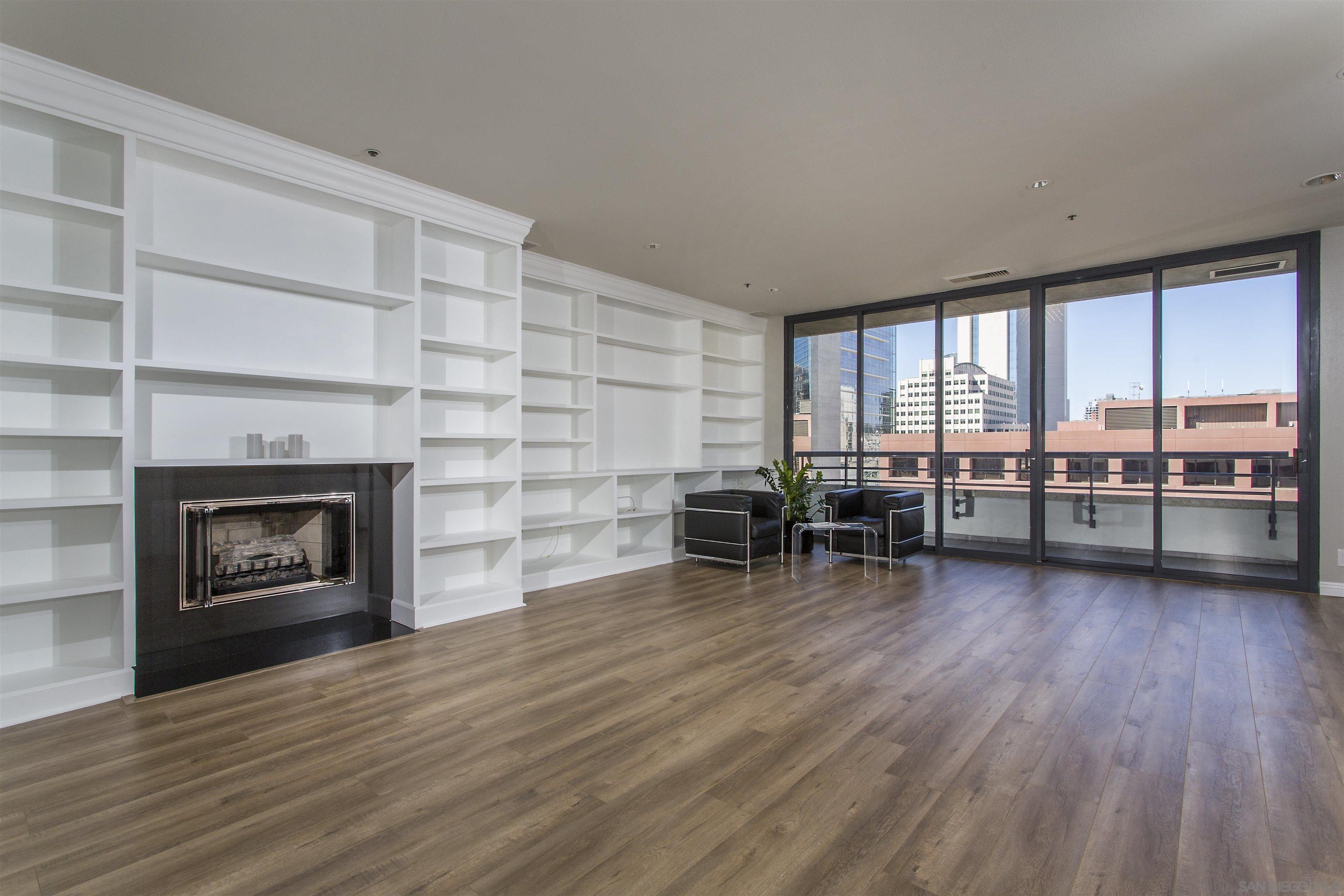 Detail Gallery Image 2 of 45 For 700  Front St  805, San Diego,  CA 92101 - 2 Beds | 2 Baths