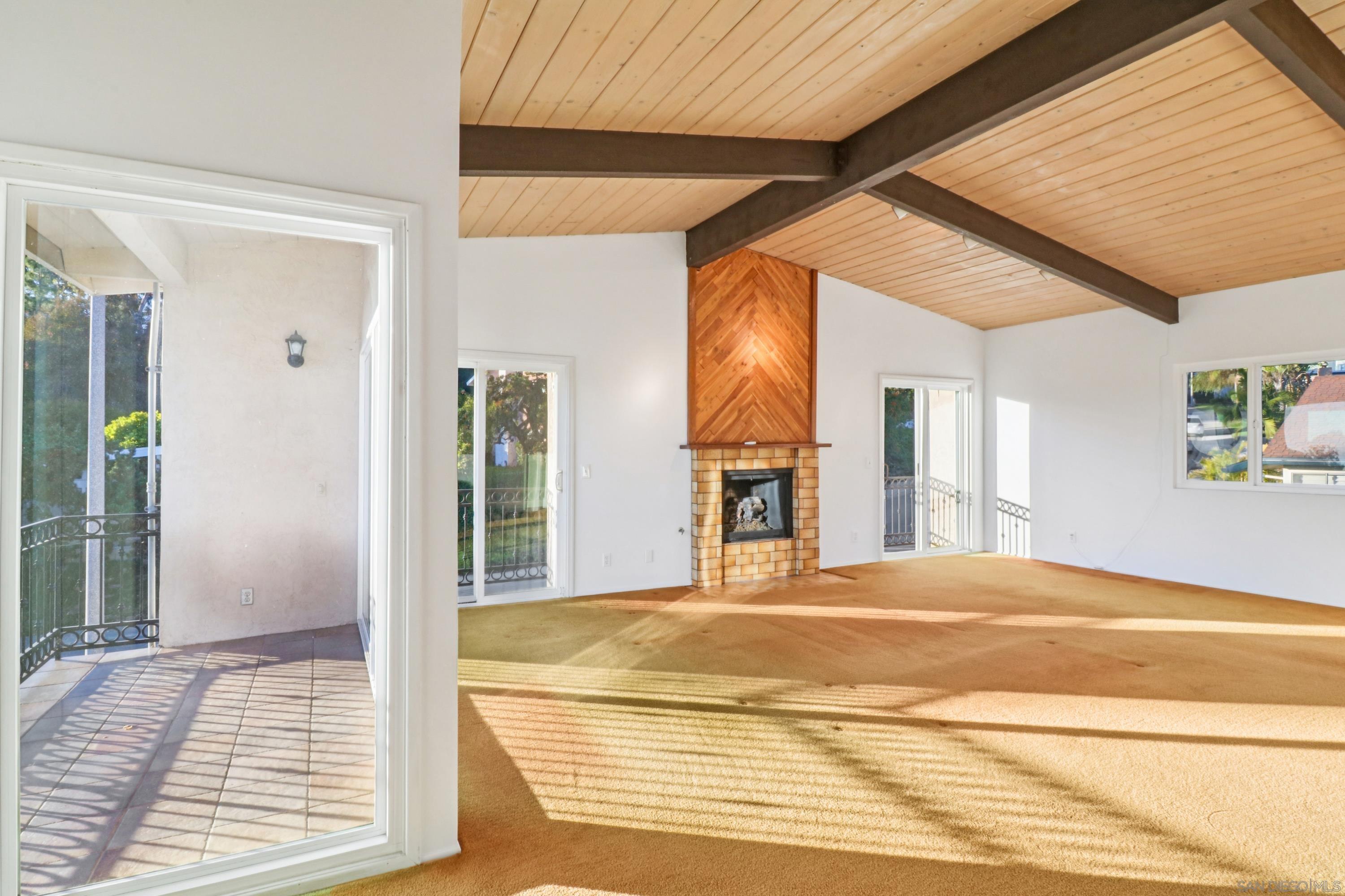 Detail Gallery Image 22 of 39 For 3855  Southview Drive, San Diego,  CA 92117 - 4 Beds | 3 Baths